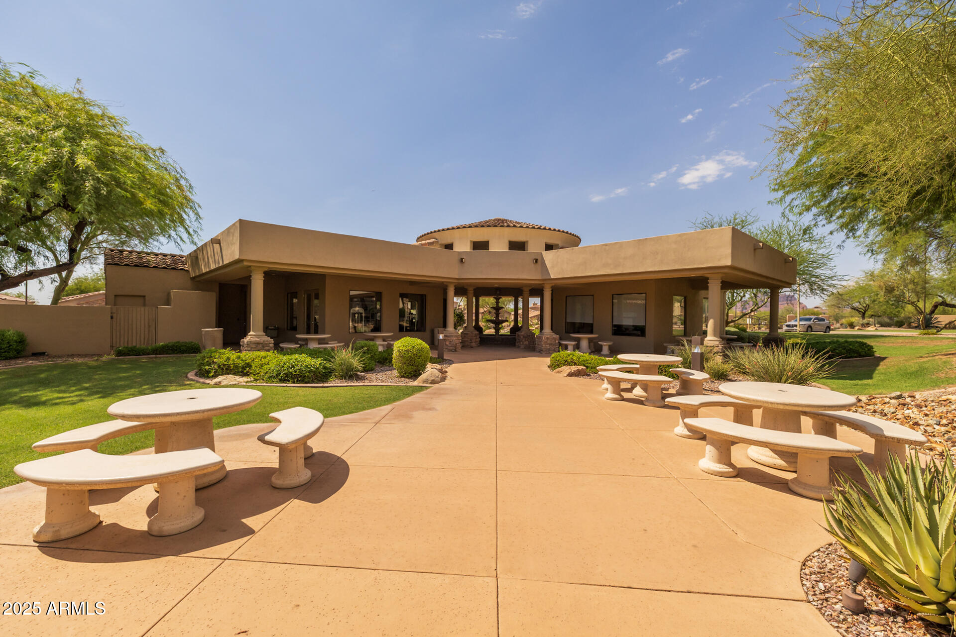 7445 E EAGLE CREST Drive, 1112