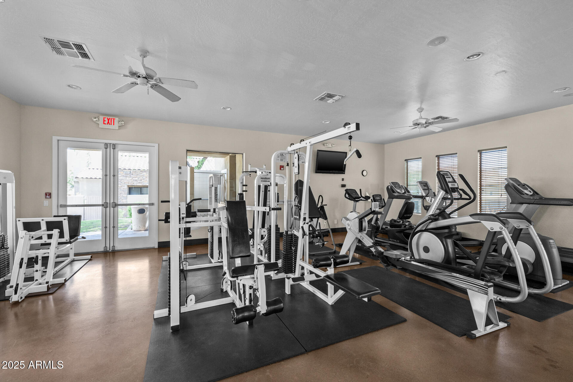 7445 E EAGLE CREST Drive, 1112