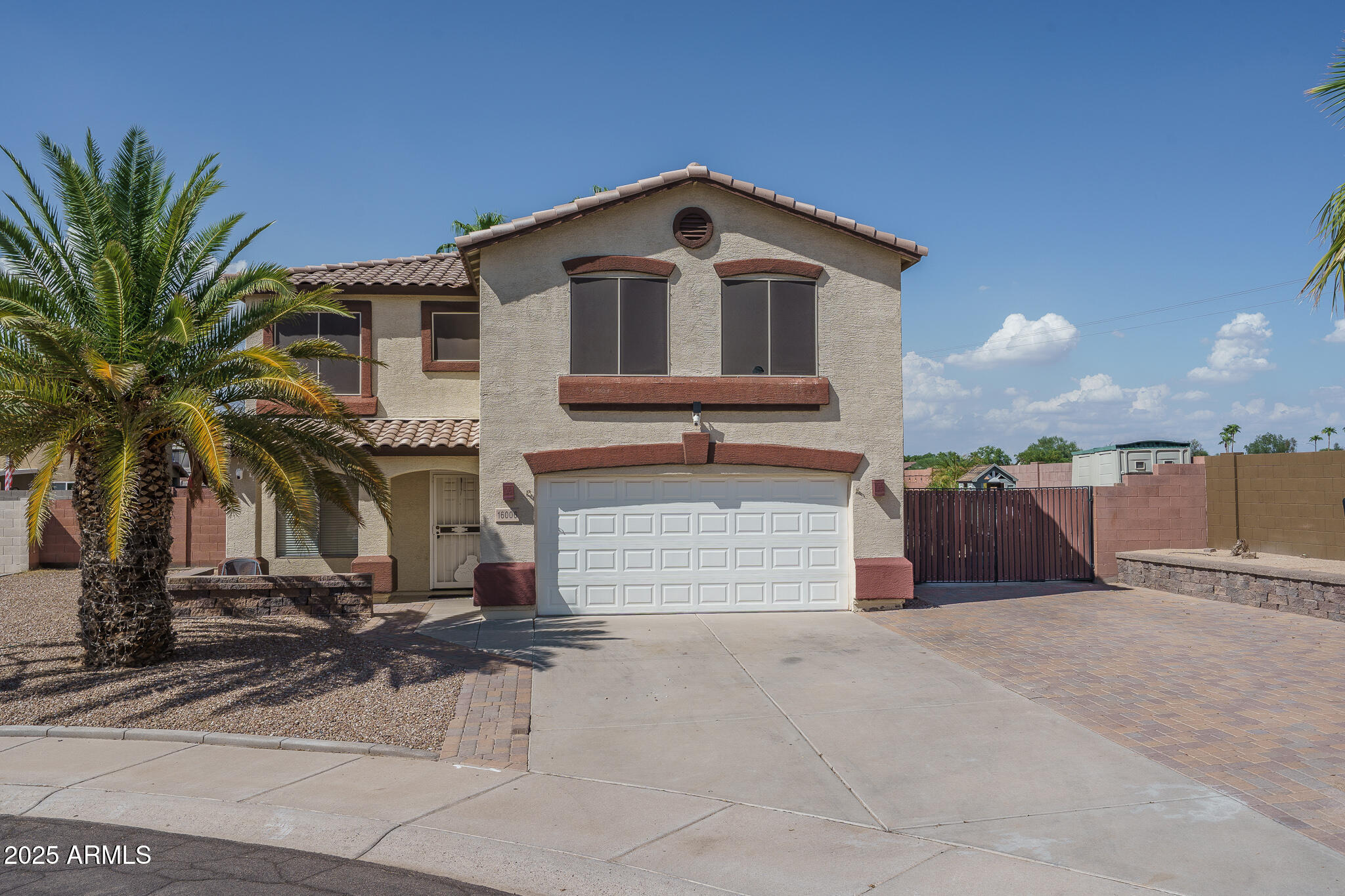 16006 W LINCOLN Street