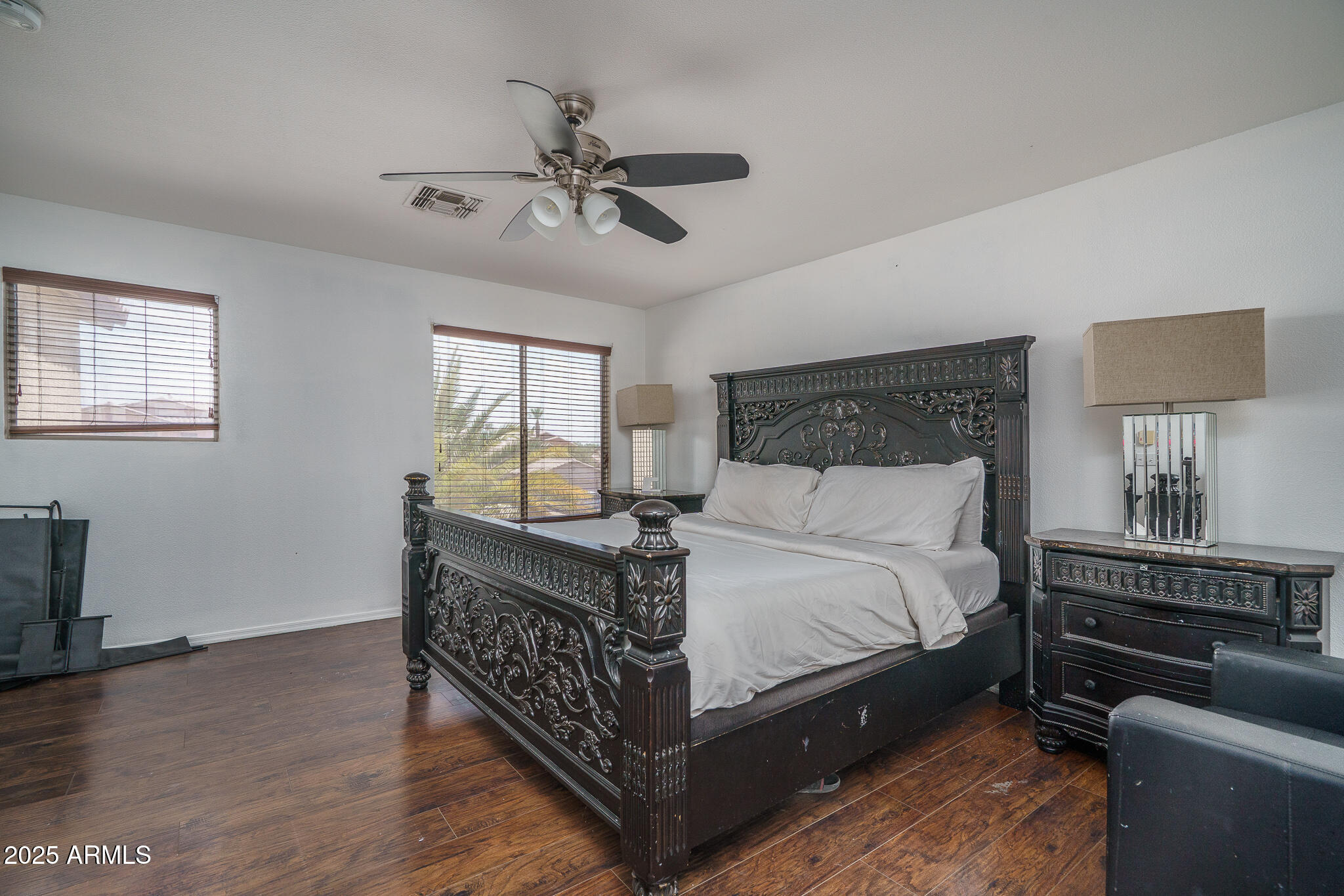 16006 W LINCOLN Street