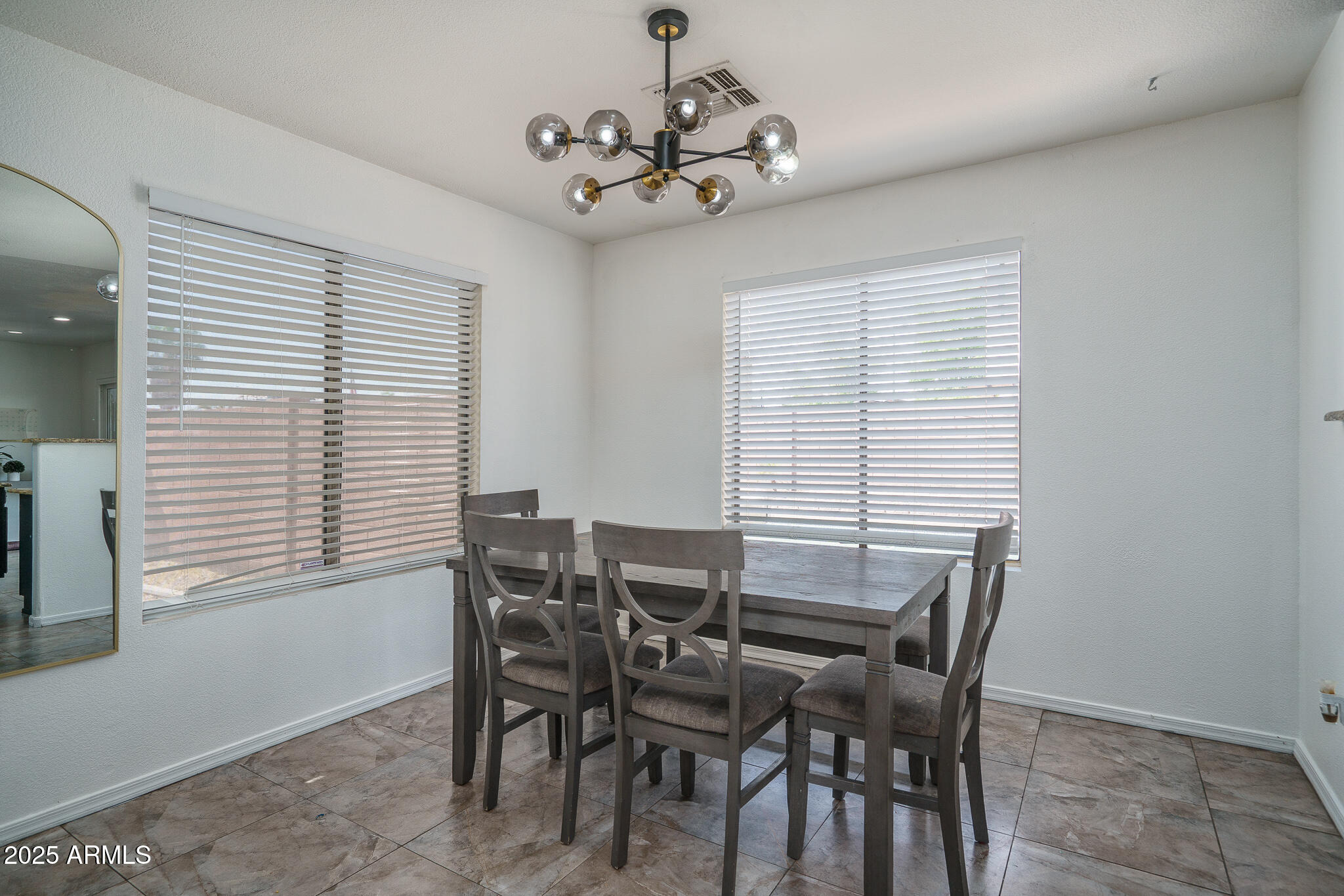 16006 W LINCOLN Street