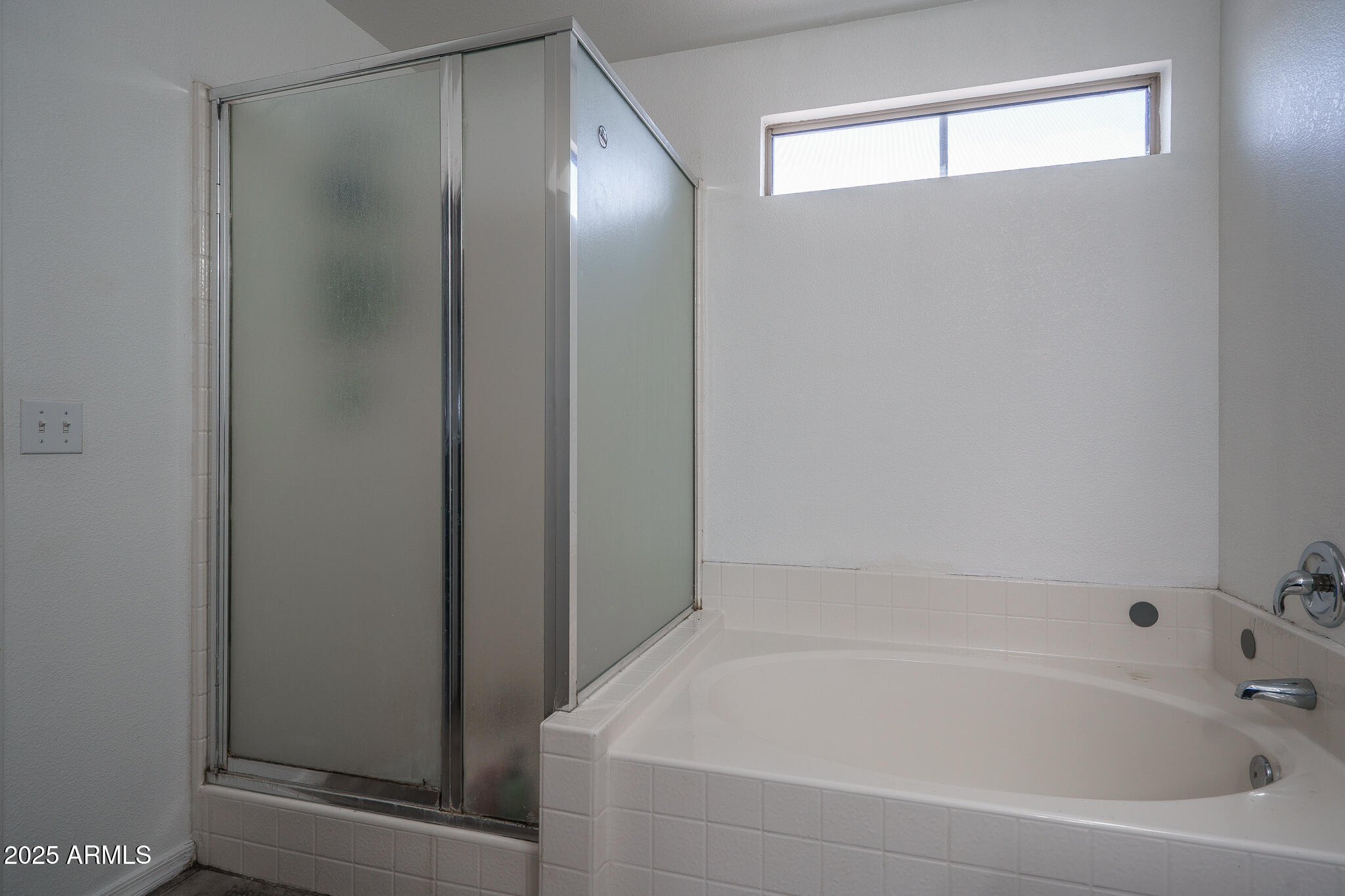 16006 W LINCOLN Street