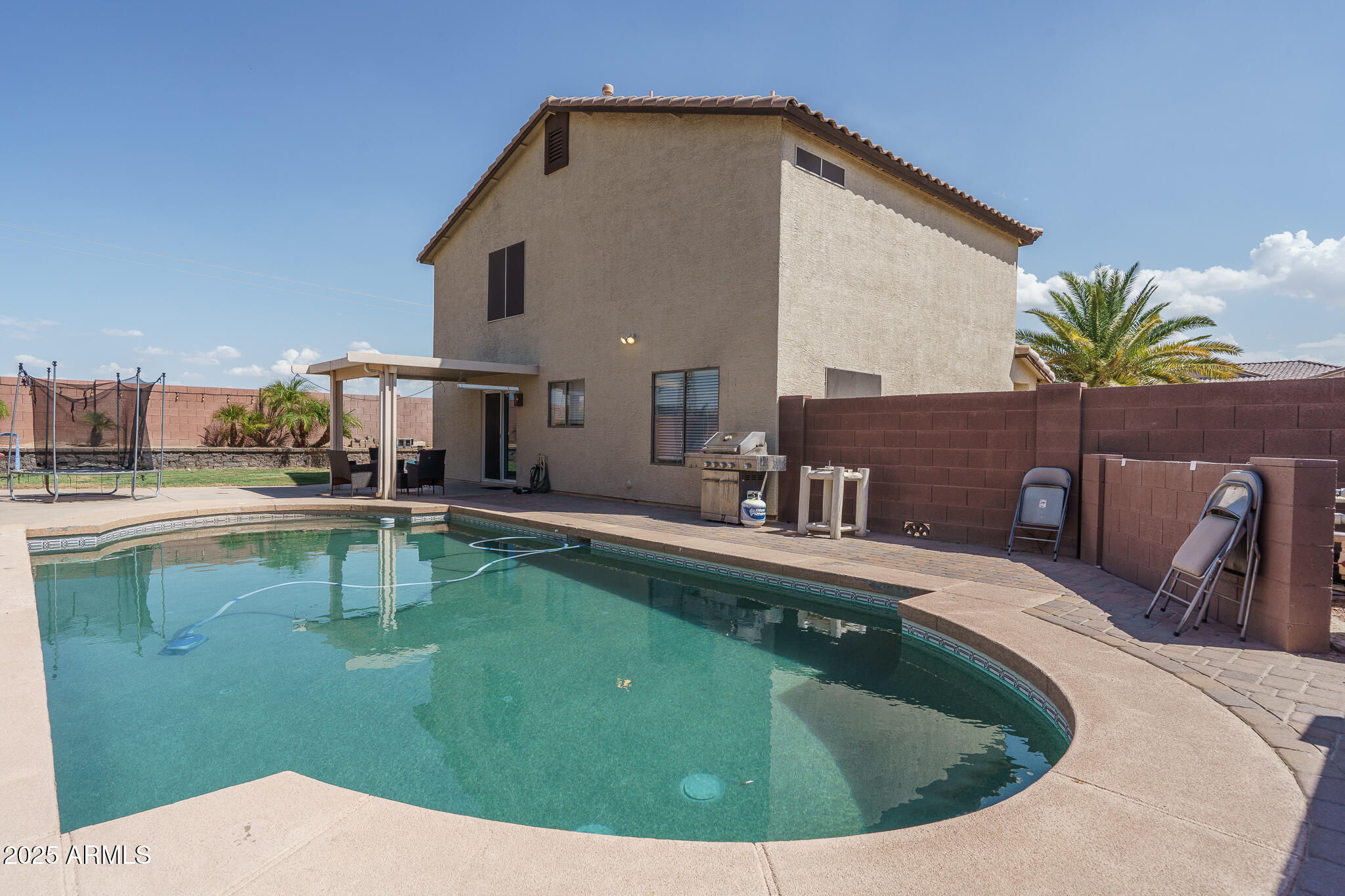 16006 W LINCOLN Street