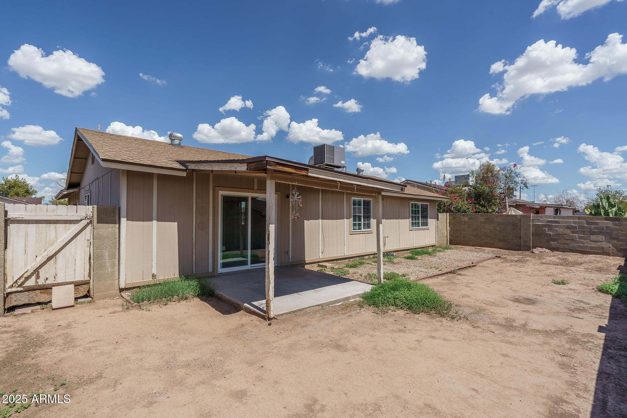 9509 W PIERCE Street