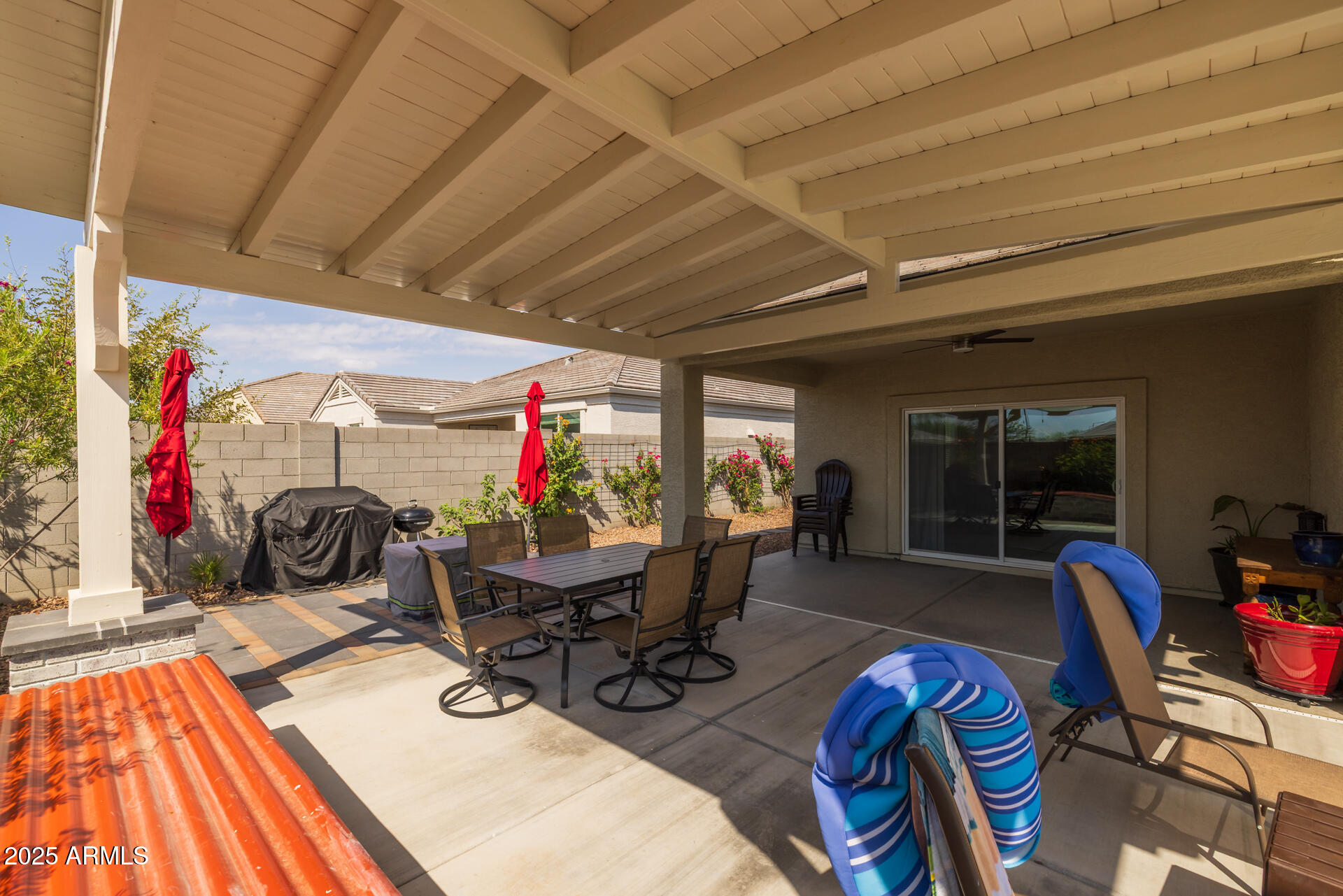 19031 W SHEFFER Avenue