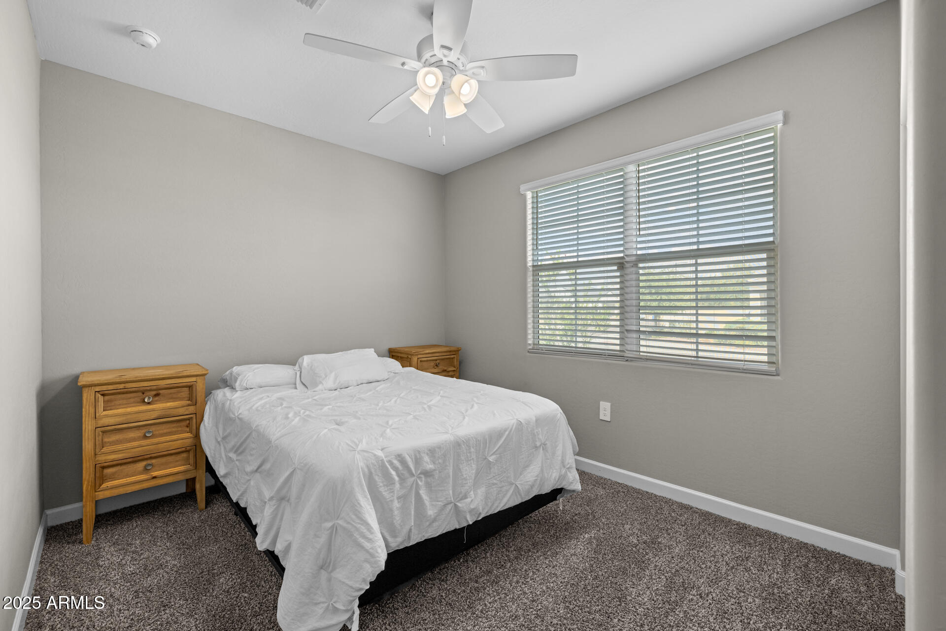 19031 W SHEFFER Avenue