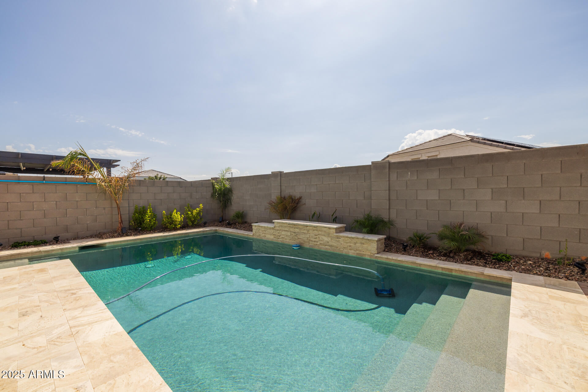 19031 W SHEFFER Avenue