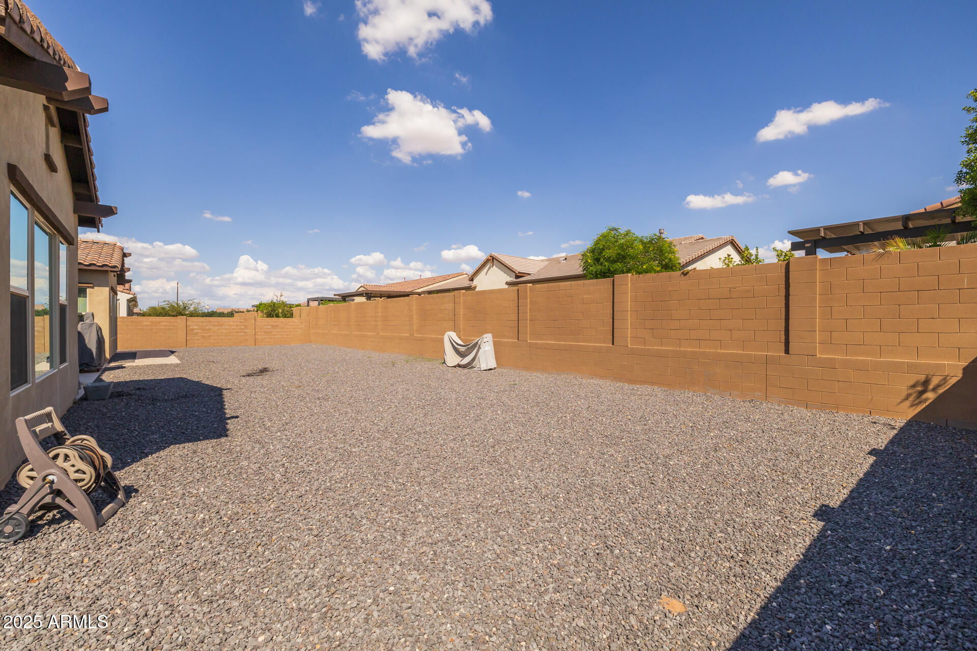 5451 S BENTON
