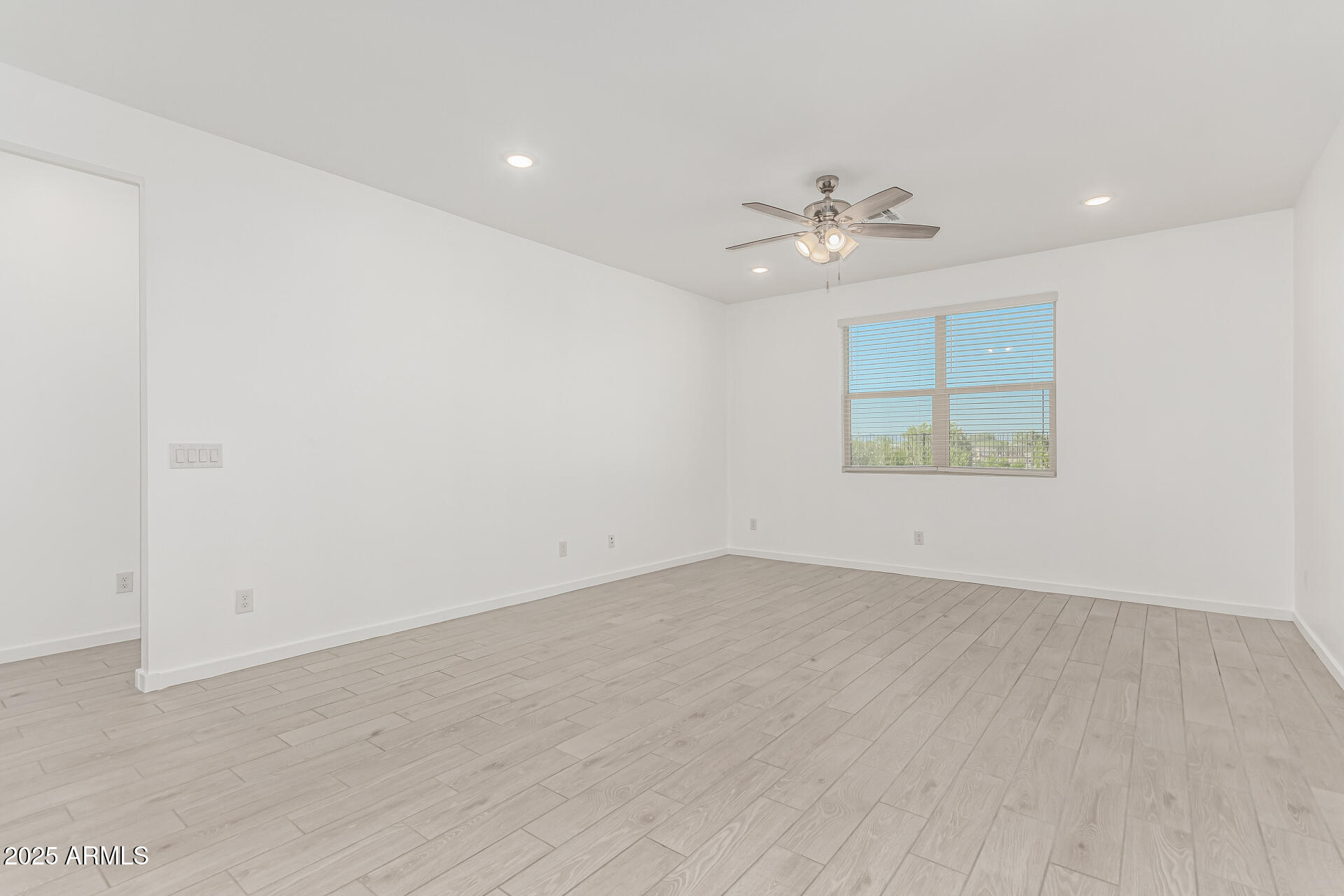 16010 W EL CORTEZ Place