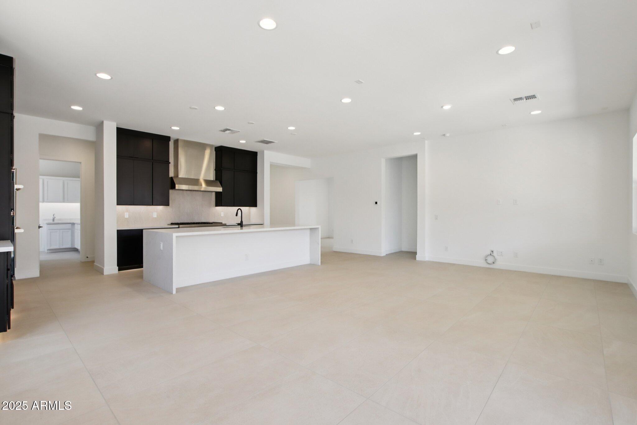 4793 W GRAYBACK Lane