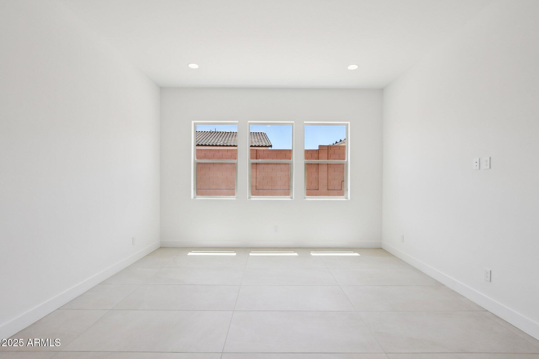 4793 W GRAYBACK Lane