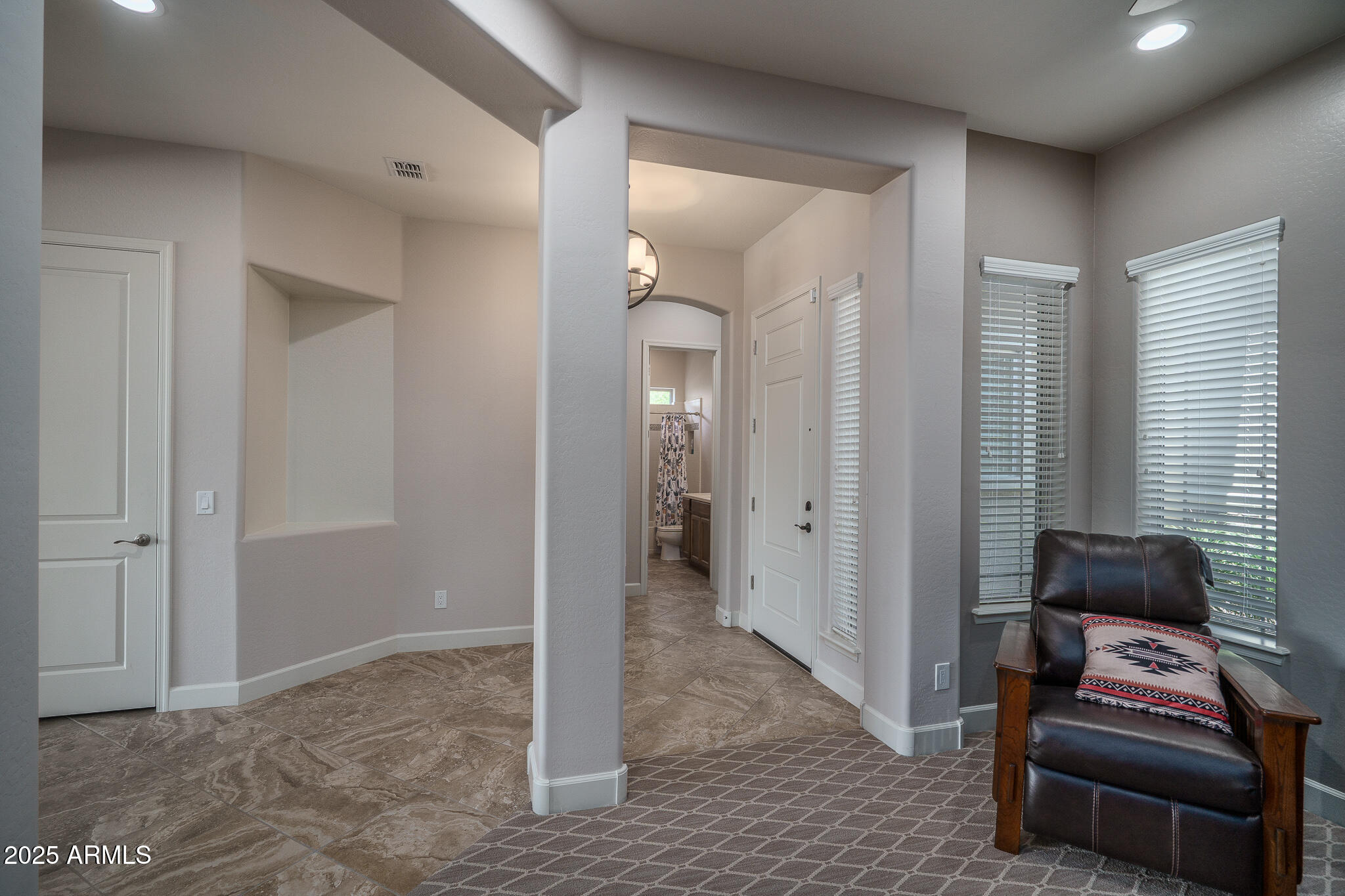 18215 W DESERT SAGE Drive