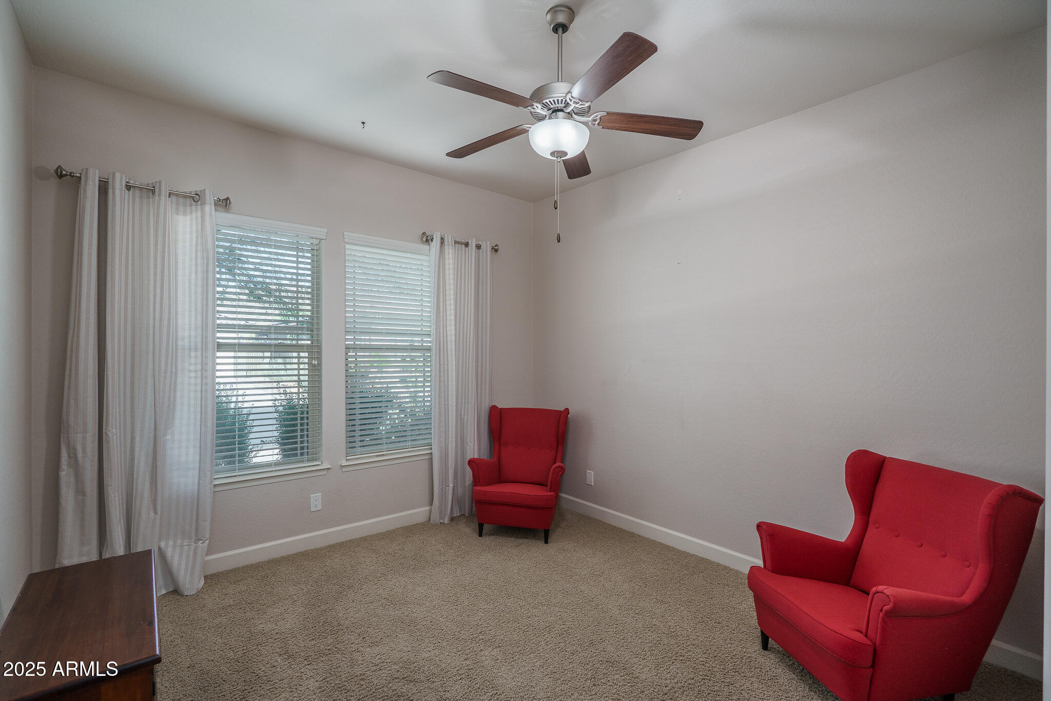 18215 W DESERT SAGE Drive