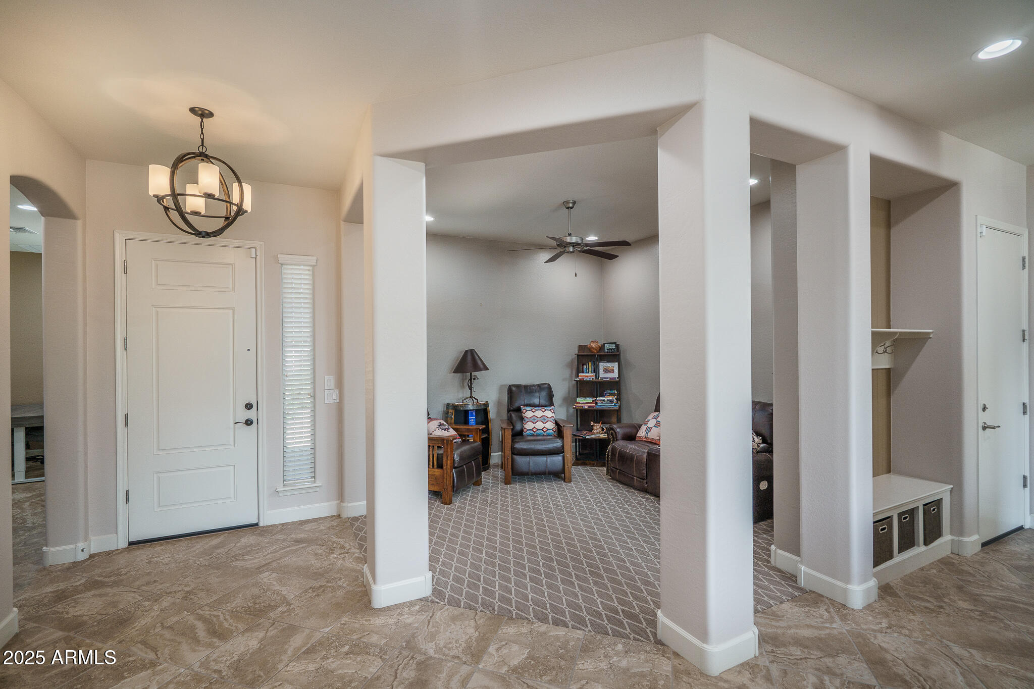 18215 W DESERT SAGE Drive