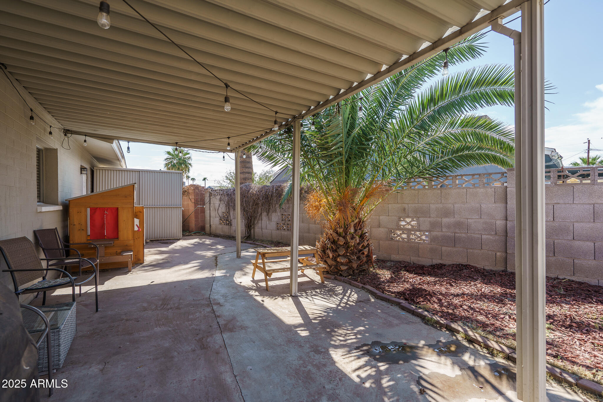 4010 W SOLANO Drive N