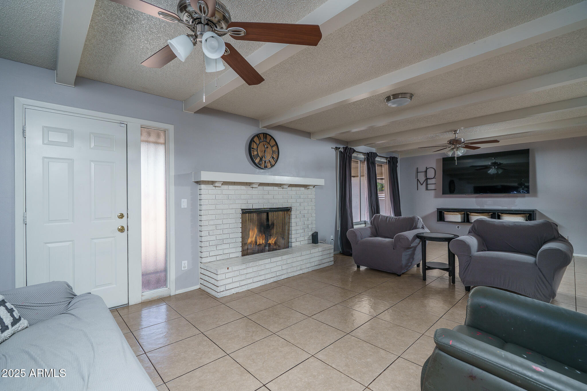 4010 W SOLANO Drive N