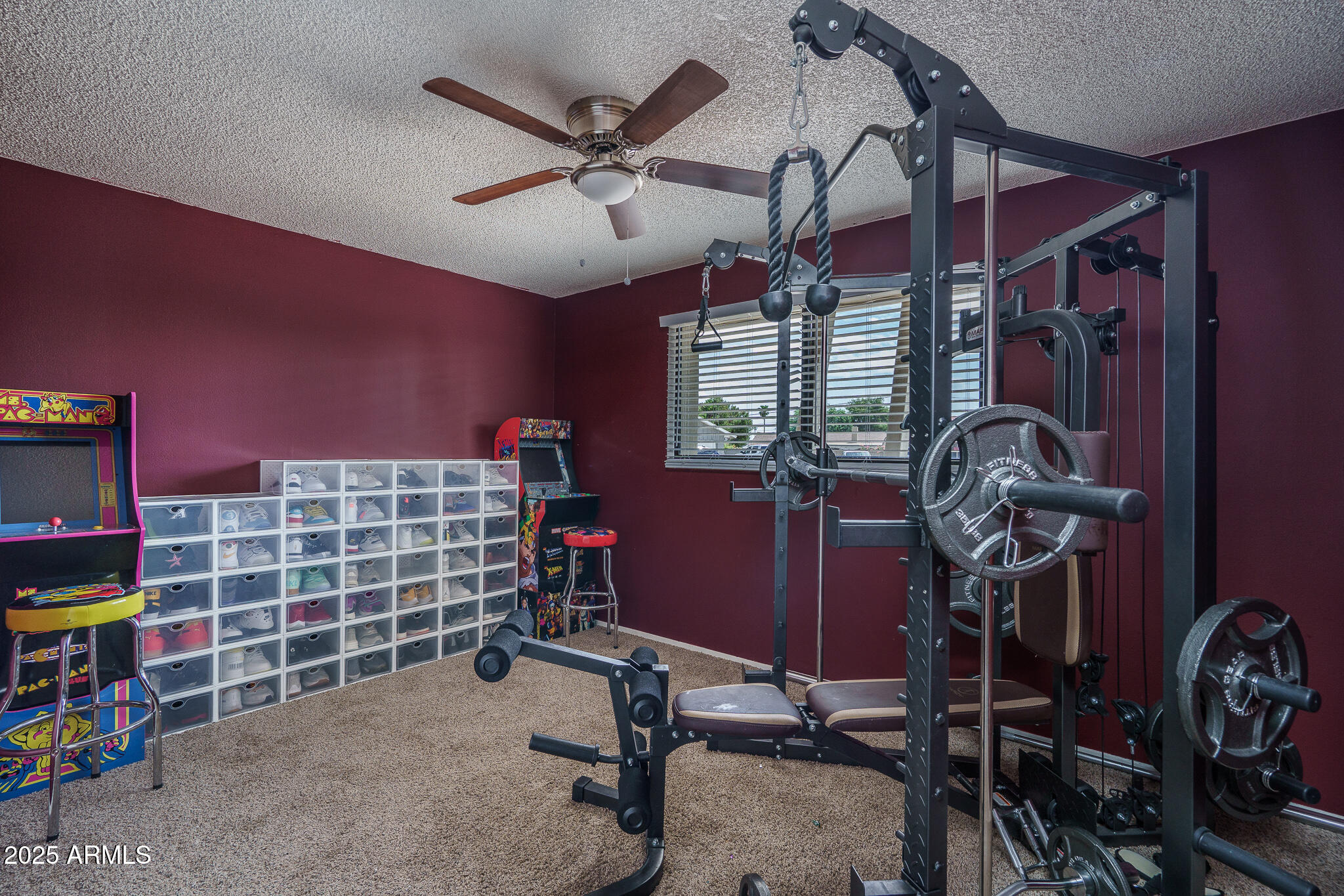 4010 W SOLANO Drive N