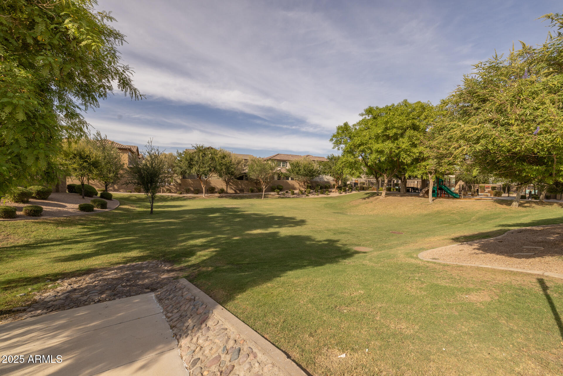 2811 E BINNER Drive