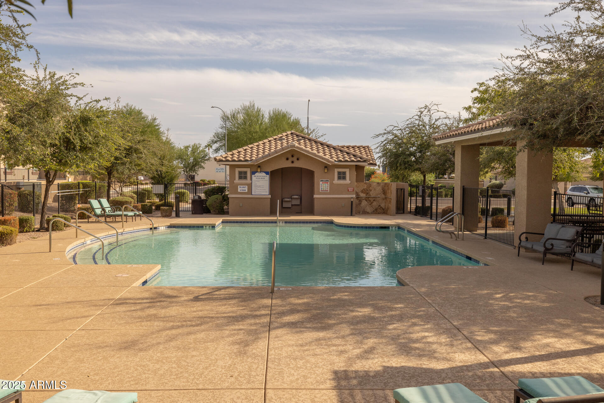 2811 E BINNER Drive