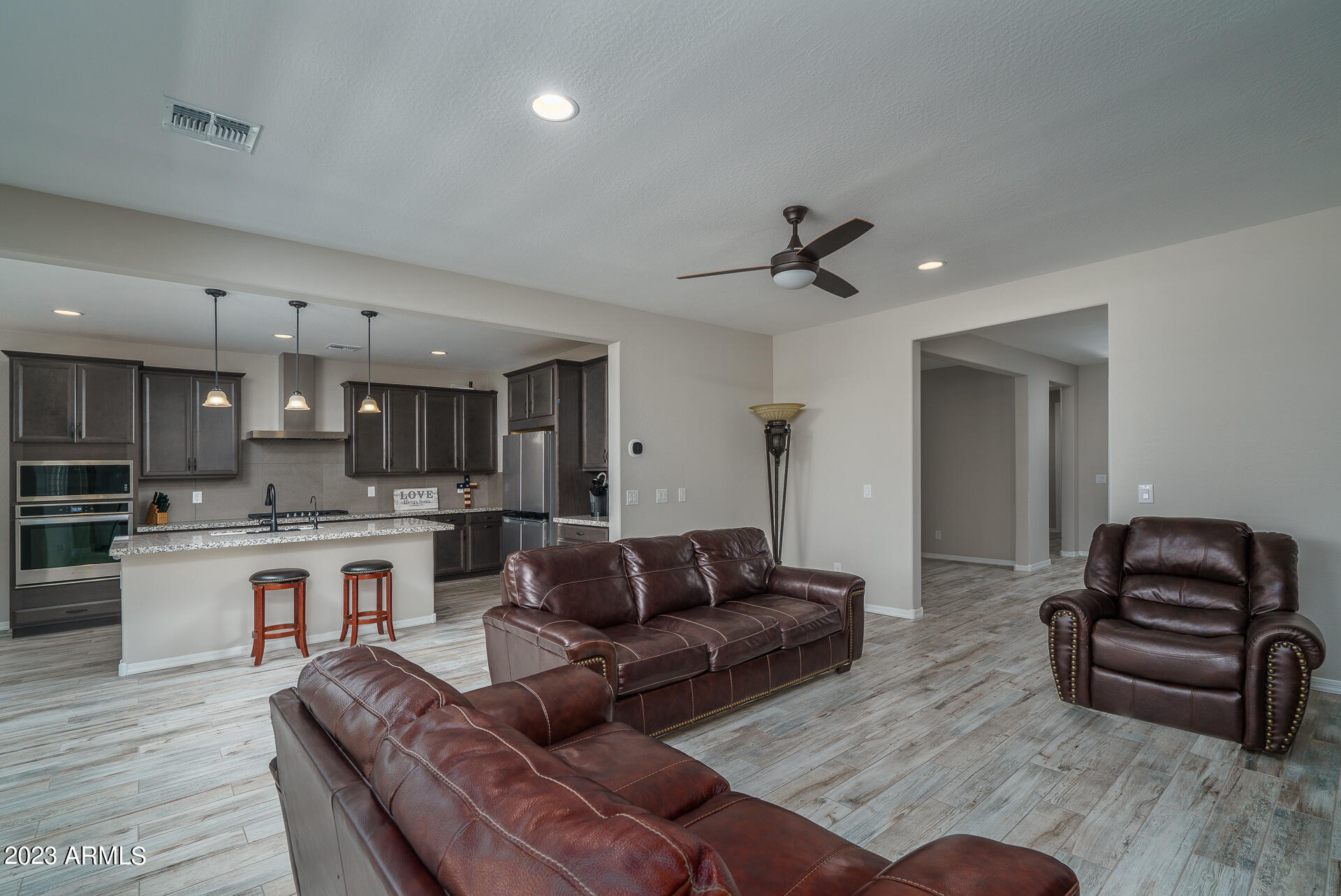 18352 W MEDLOCK Drive