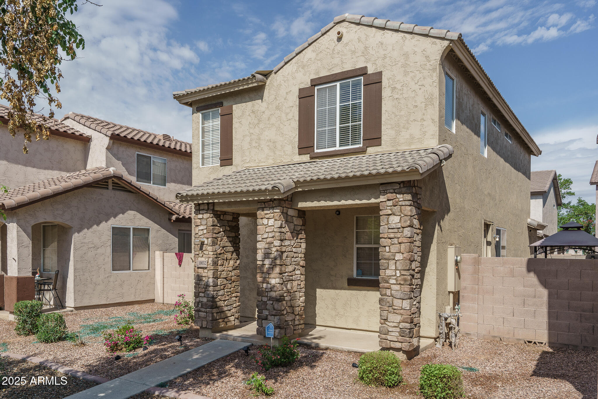 10032 W KINGMAN Street