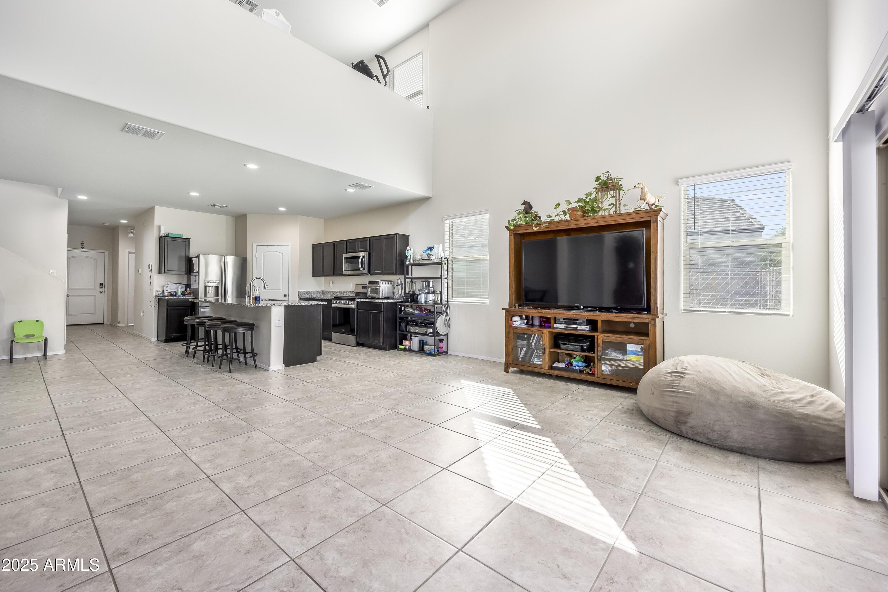 30700 W WELDON Avenue