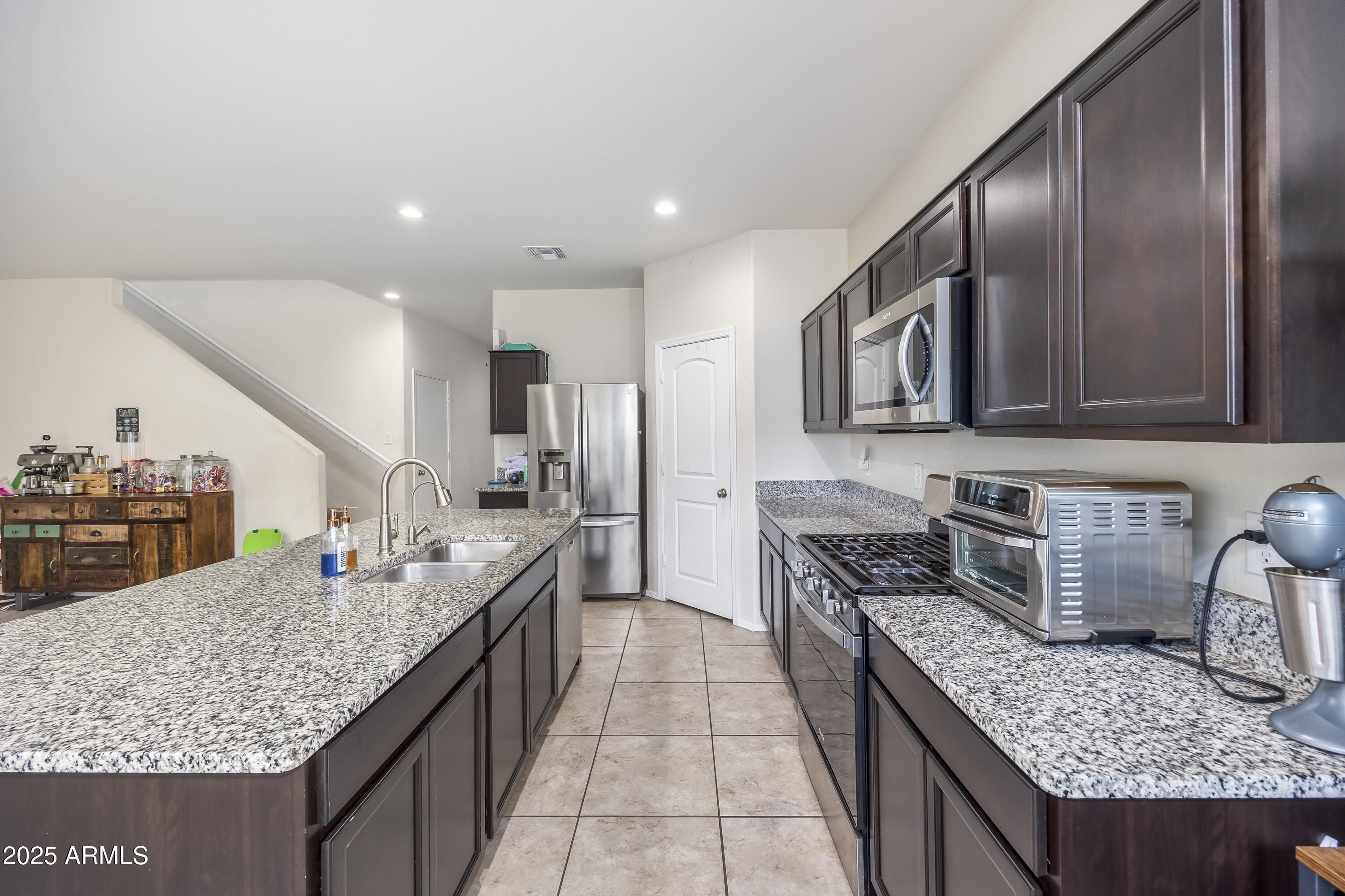 30700 W WELDON Avenue