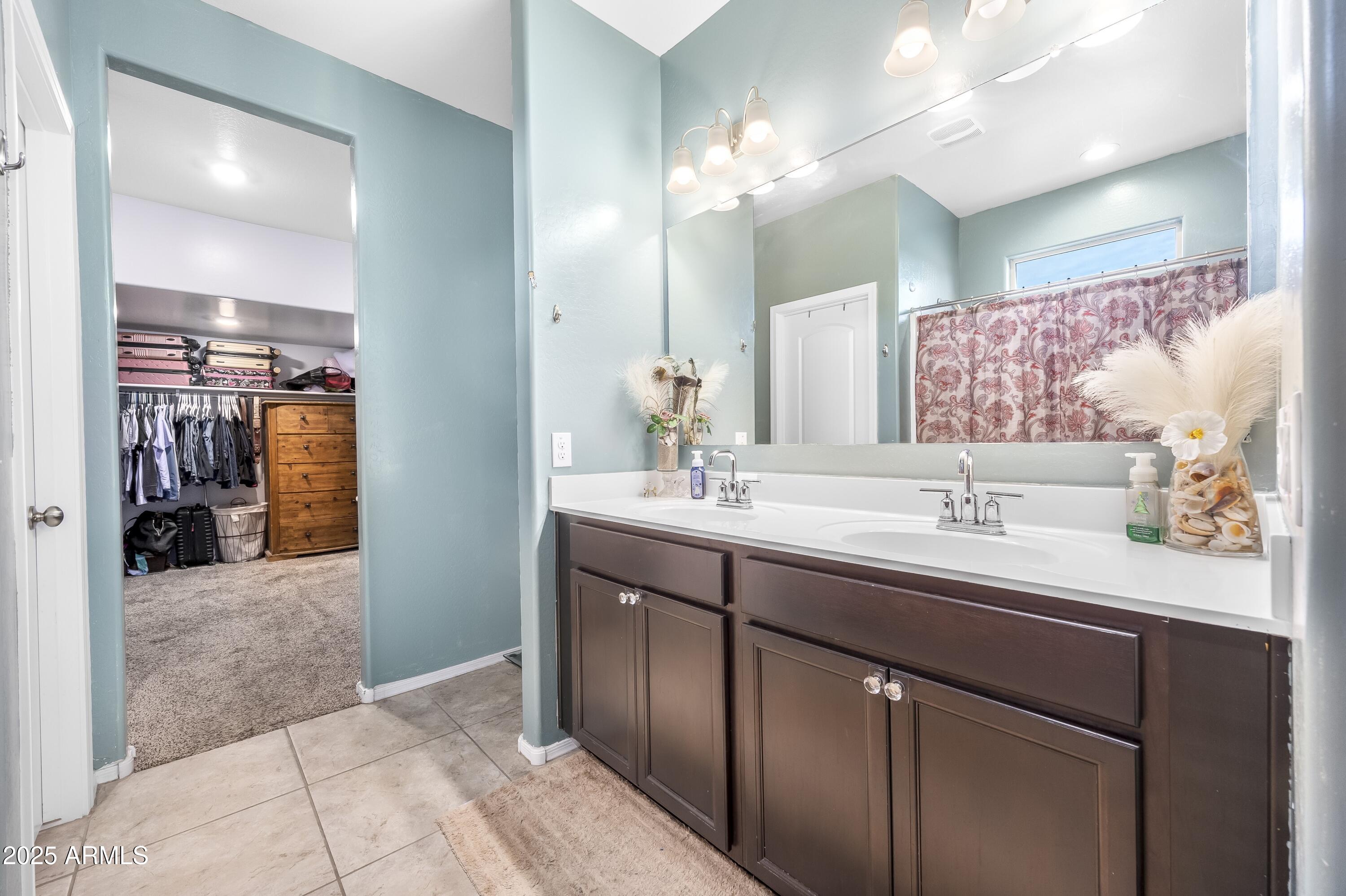 30700 W WELDON Avenue