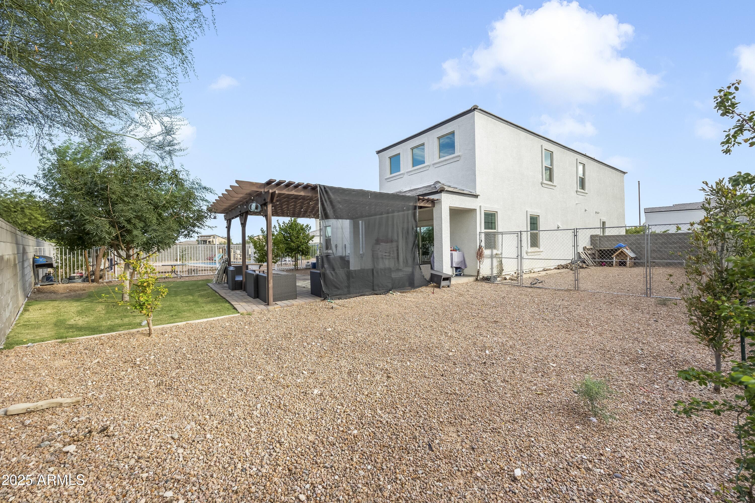 30700 W WELDON Avenue