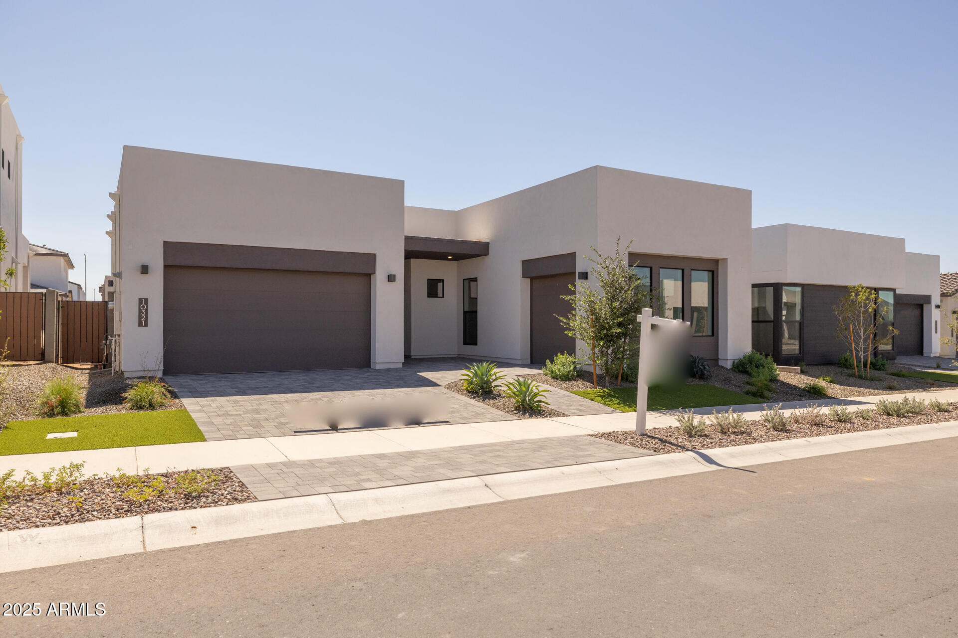 10321 E UTAH Avenue