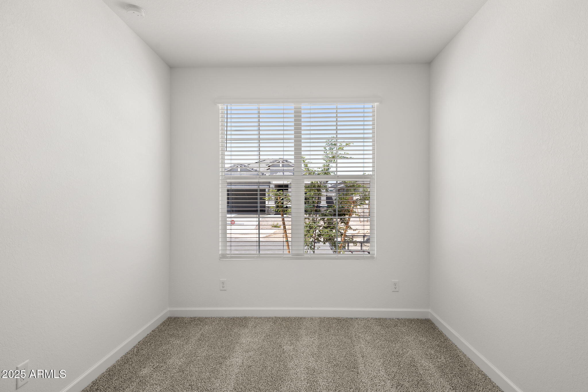 17735 W Vogel Avenue