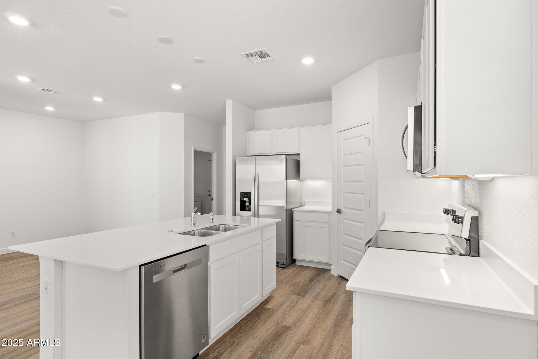 17735 W Vogel Avenue