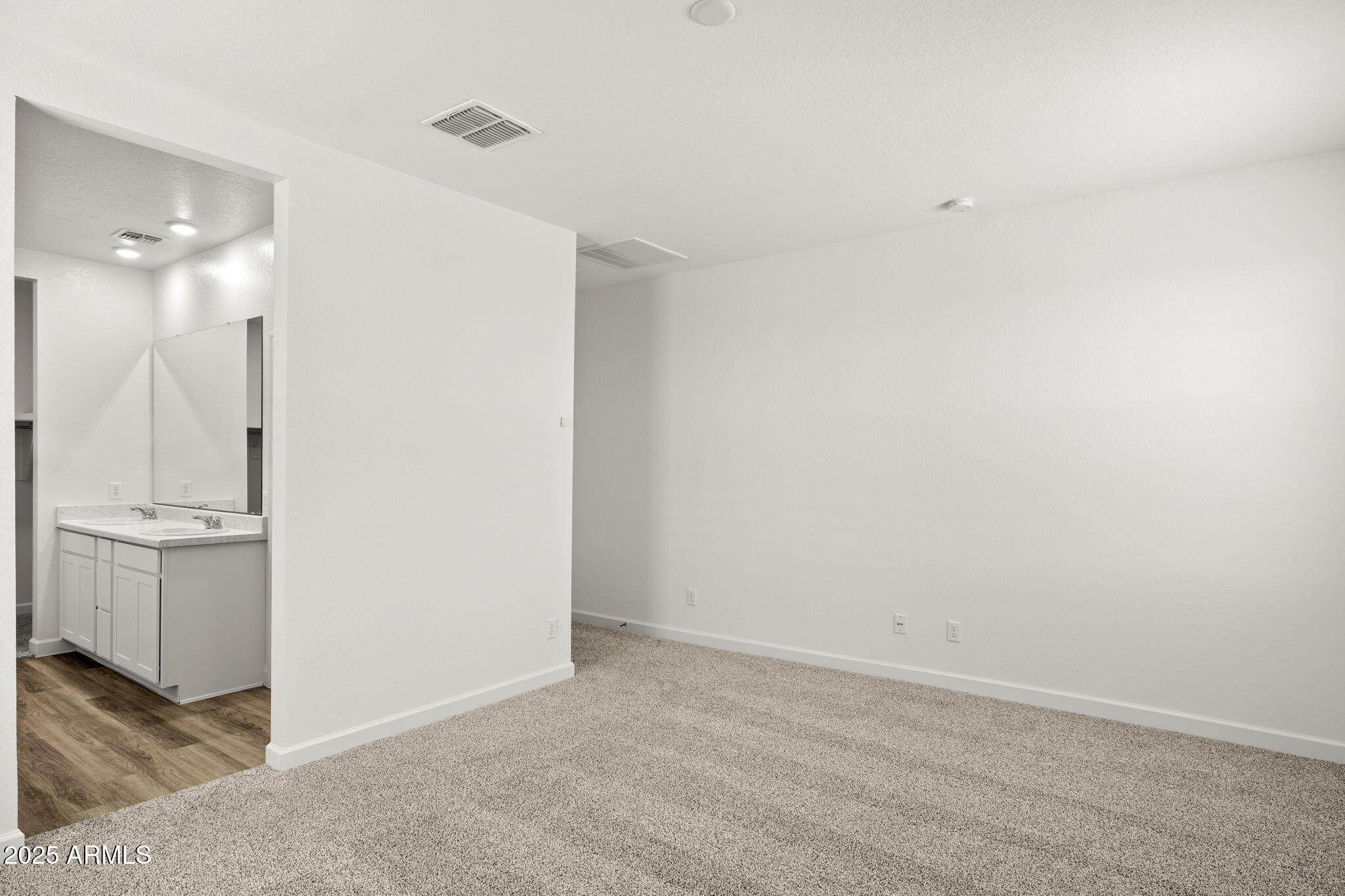 17735 W Vogel Avenue