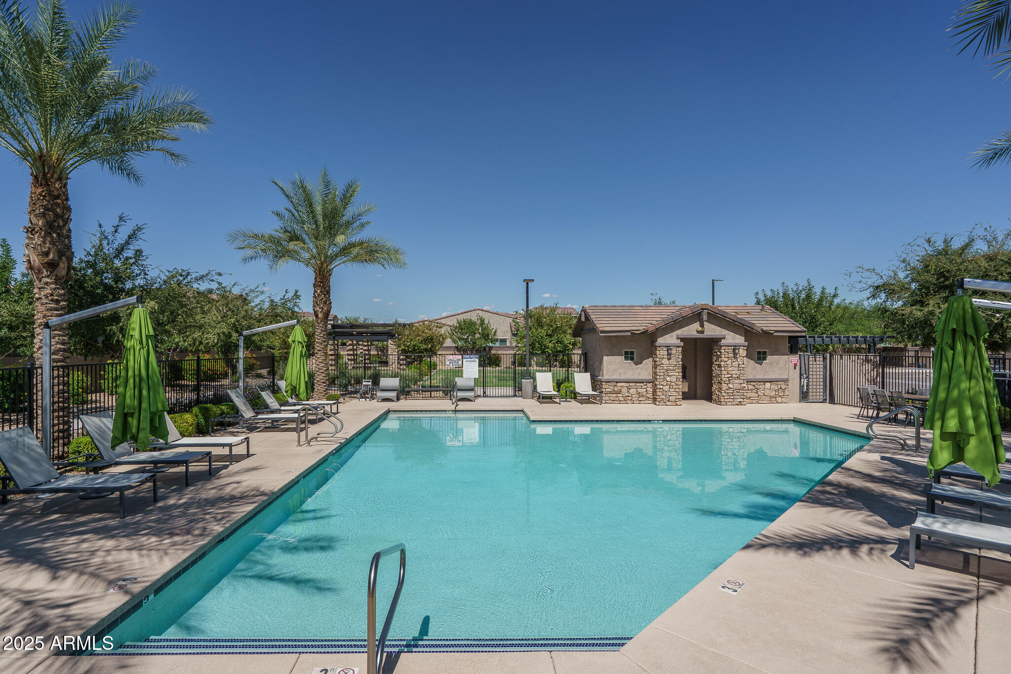 14084 W DESERT FLOWER Drive