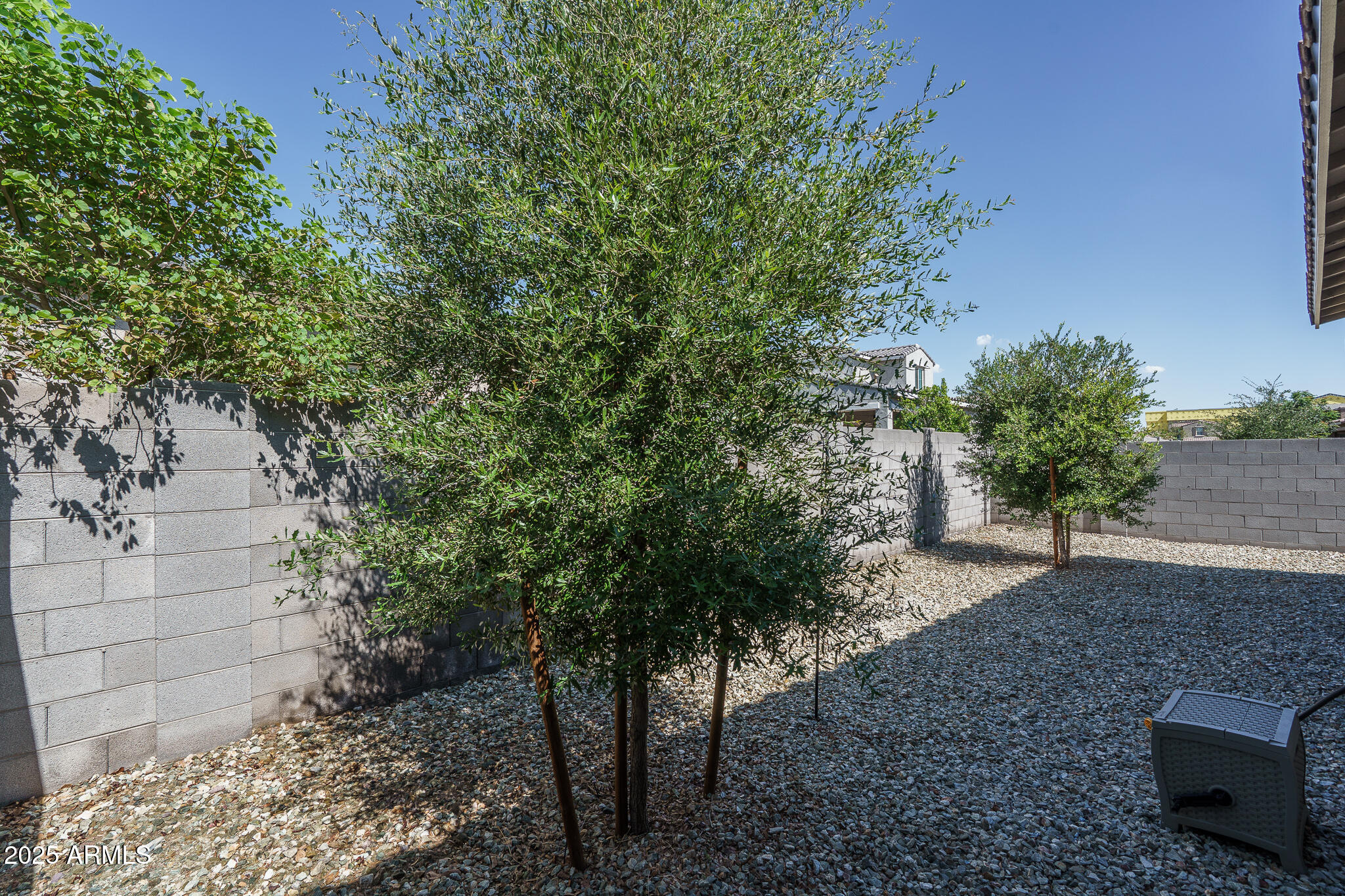 14084 W DESERT FLOWER Drive