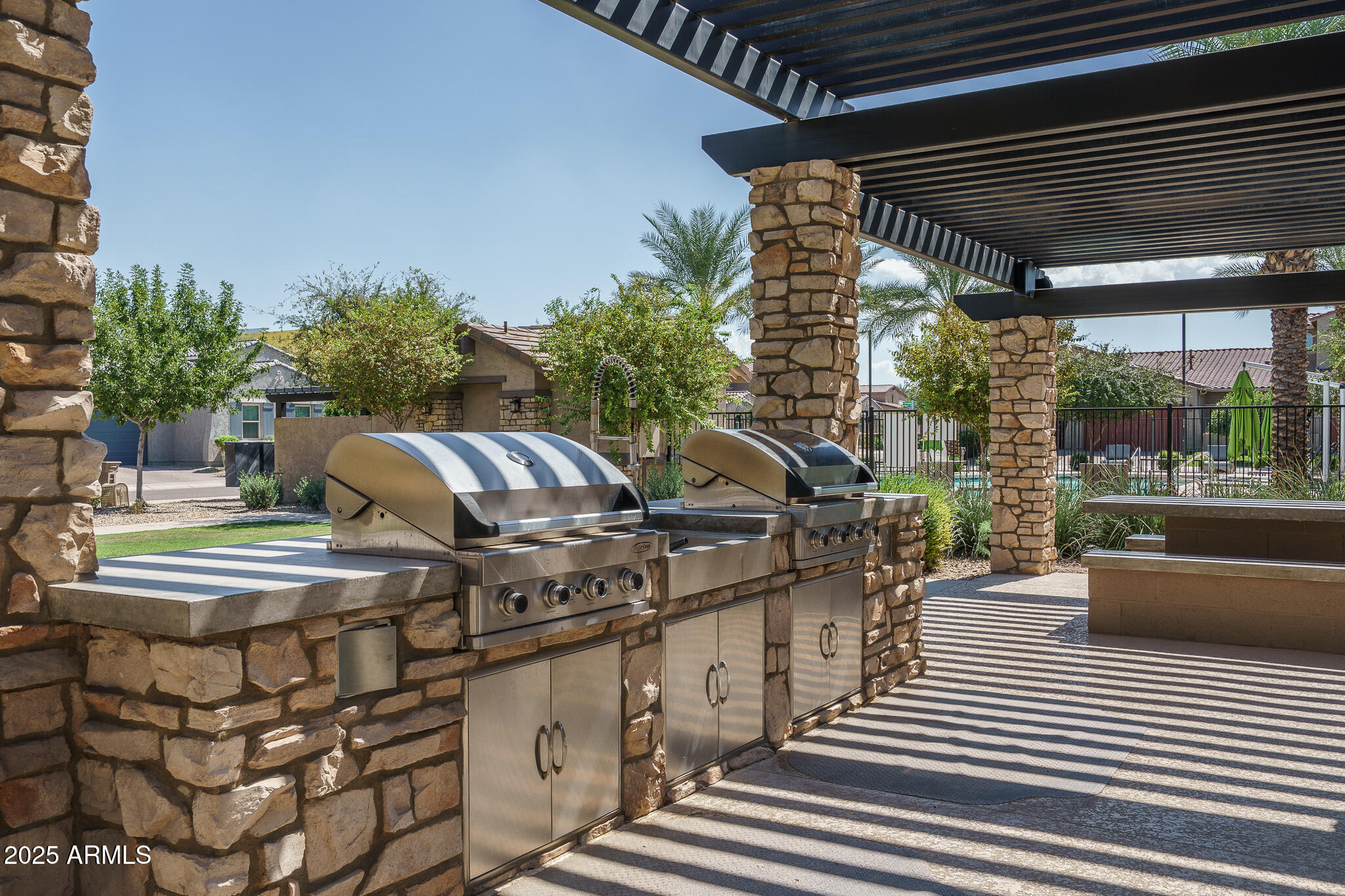 14084 W DESERT FLOWER Drive