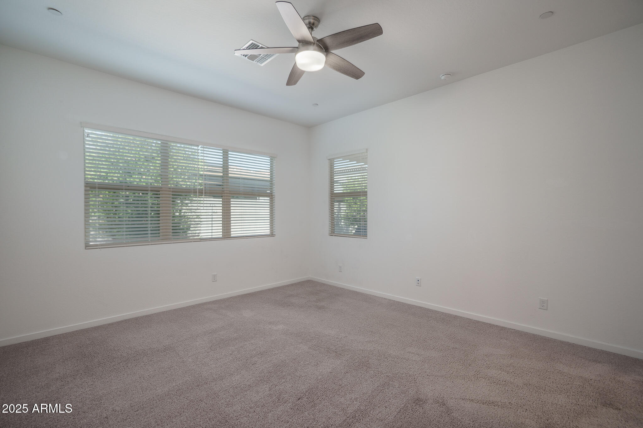 14084 W DESERT FLOWER Drive