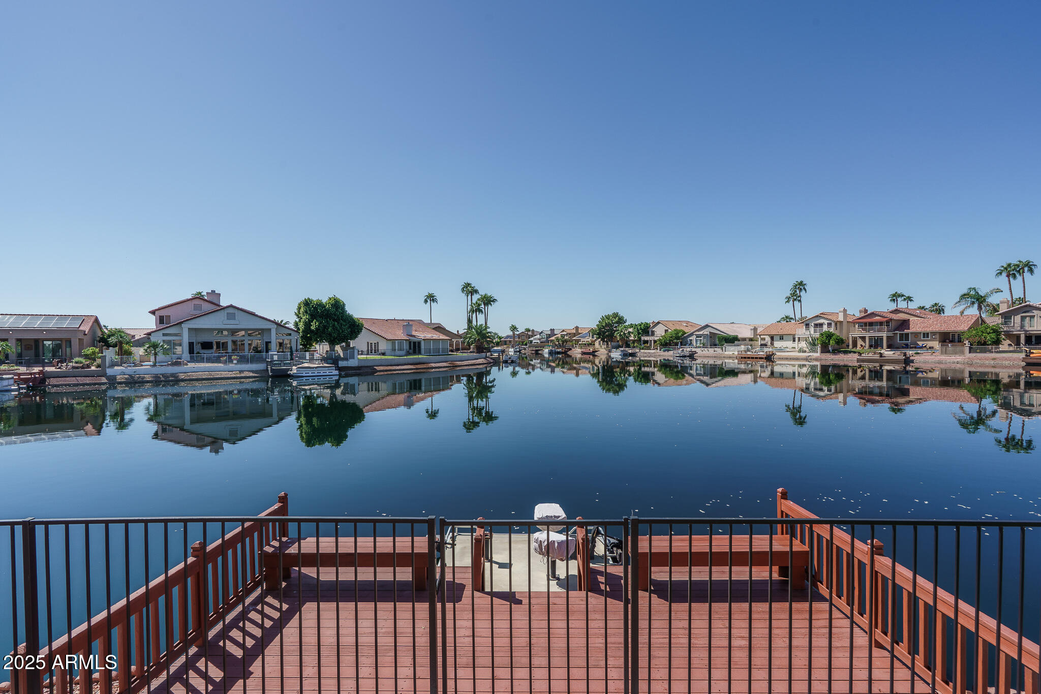 5561 W ROSE GARDEN Lane