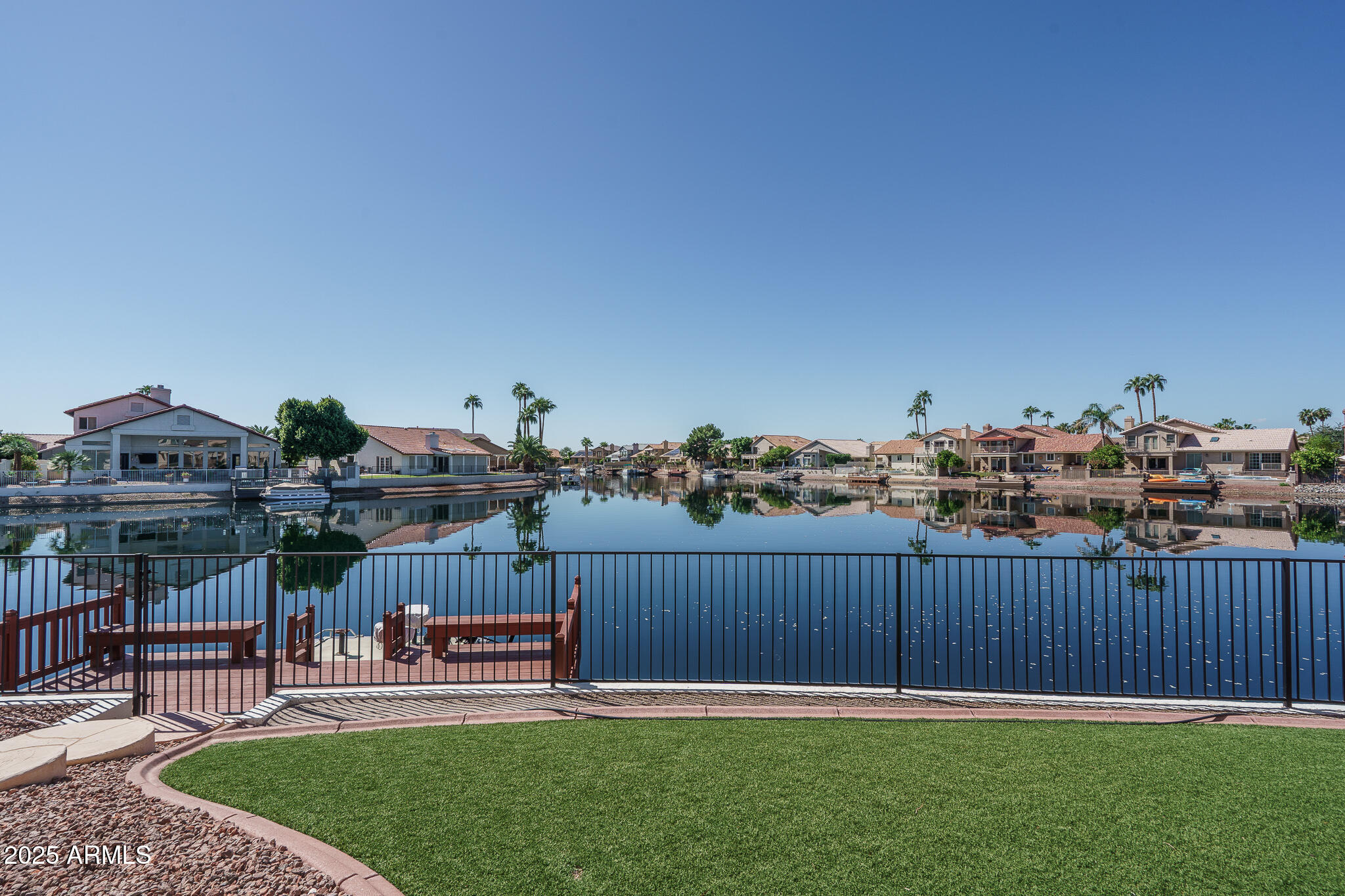 5561 W ROSE GARDEN Lane