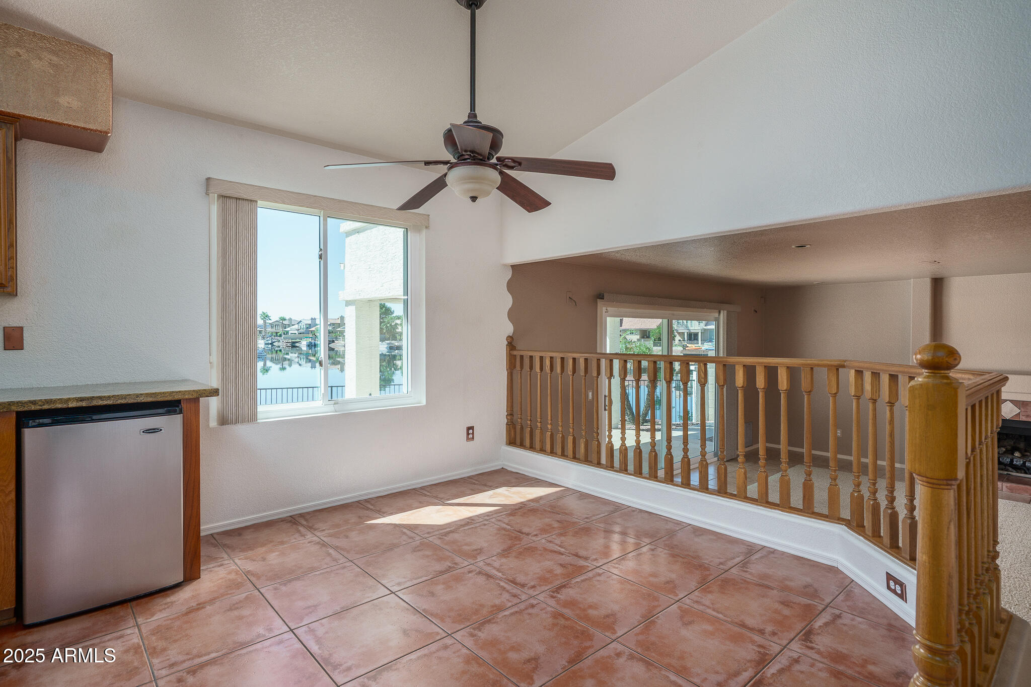 5561 W ROSE GARDEN Lane