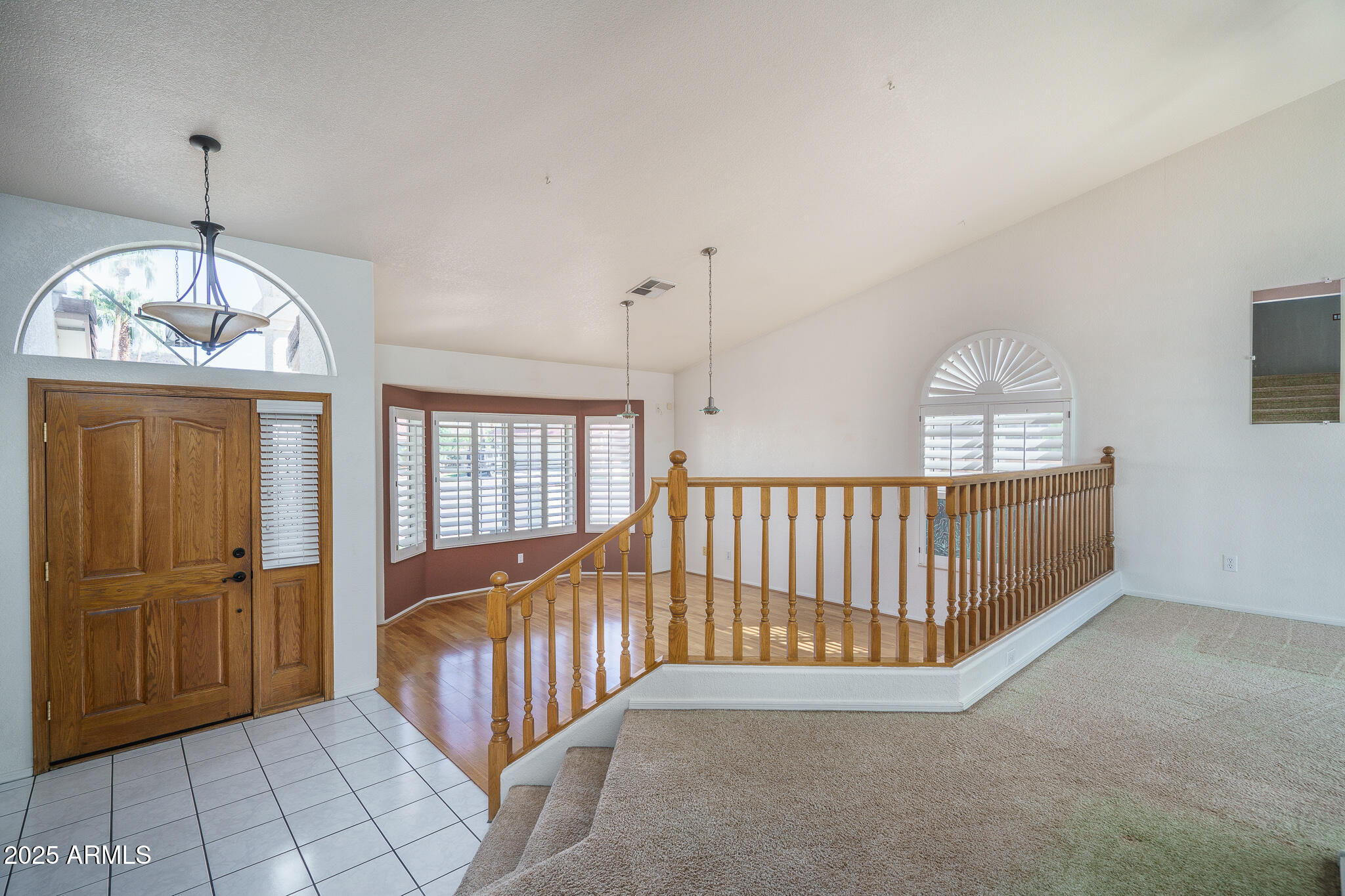 5561 W ROSE GARDEN Lane