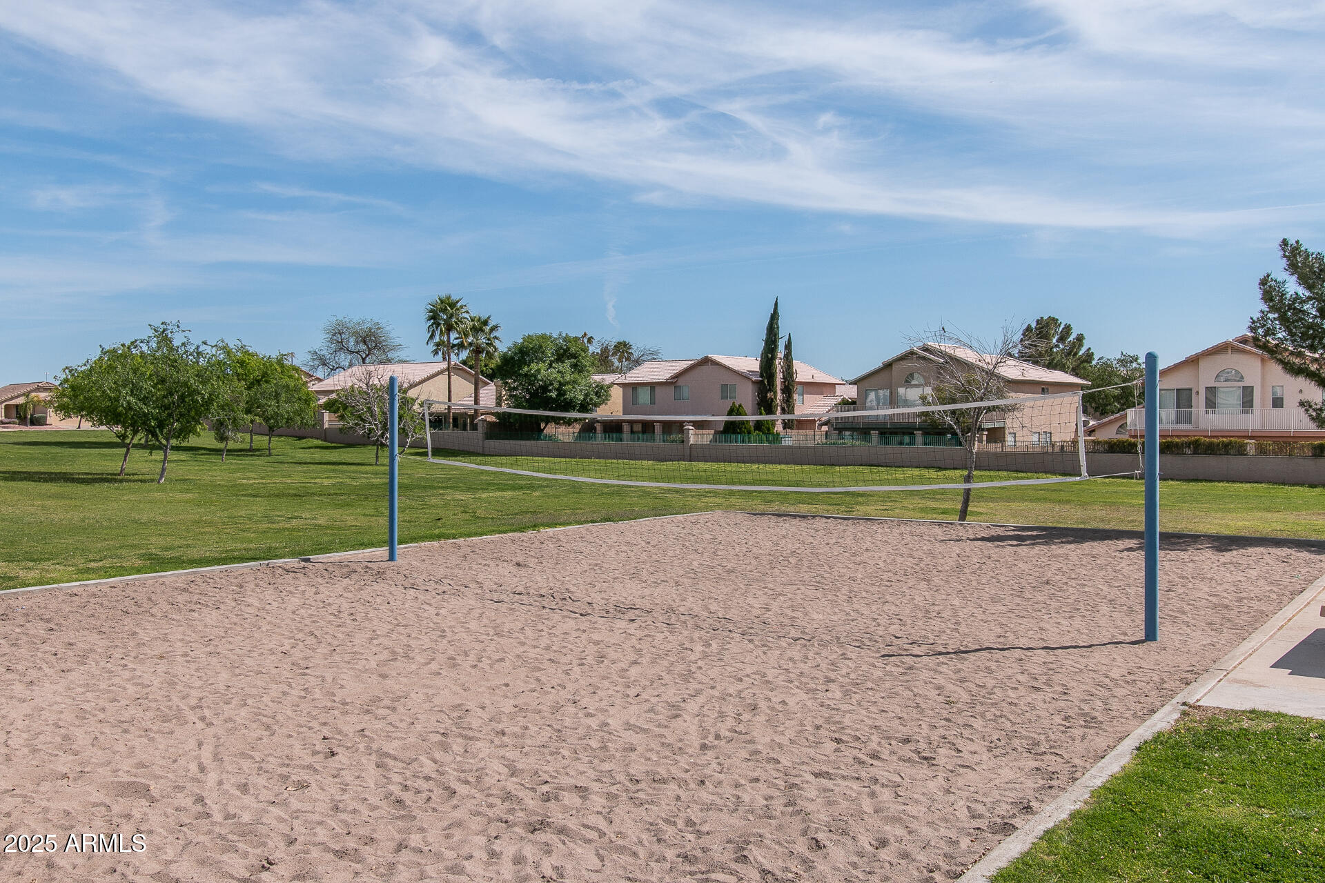 5561 W ROSE GARDEN Lane