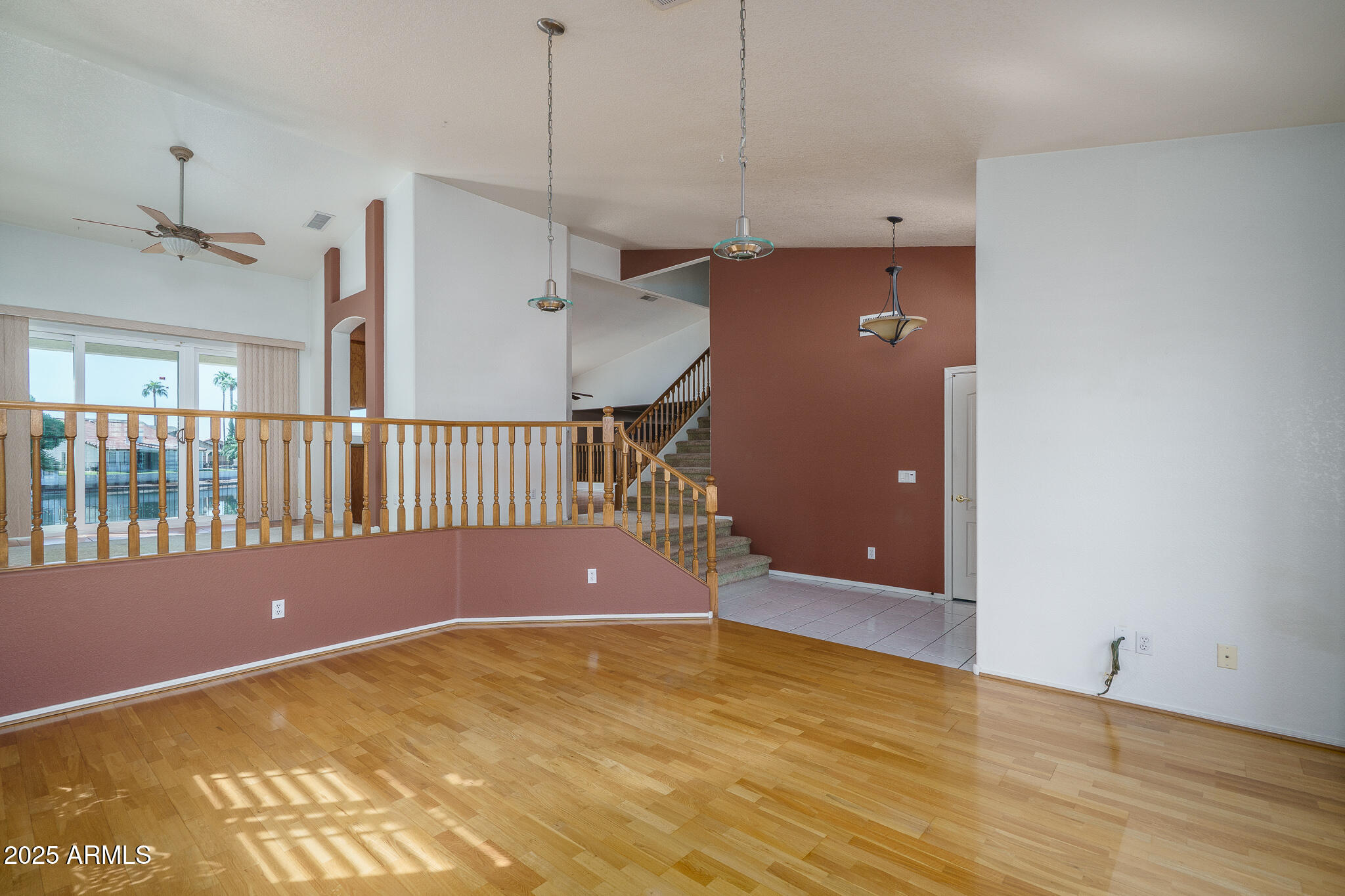 5561 W ROSE GARDEN Lane