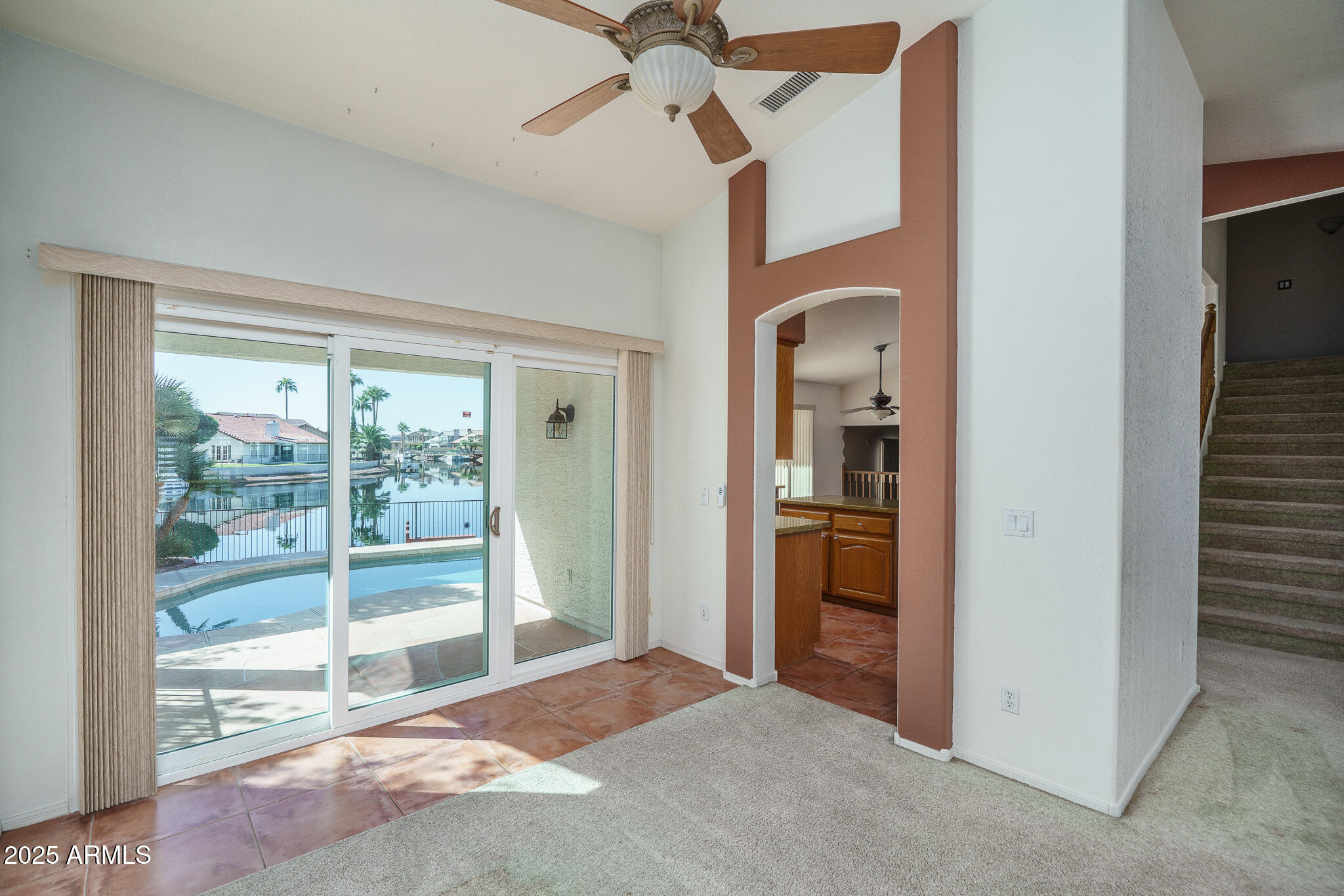 5561 W ROSE GARDEN Lane