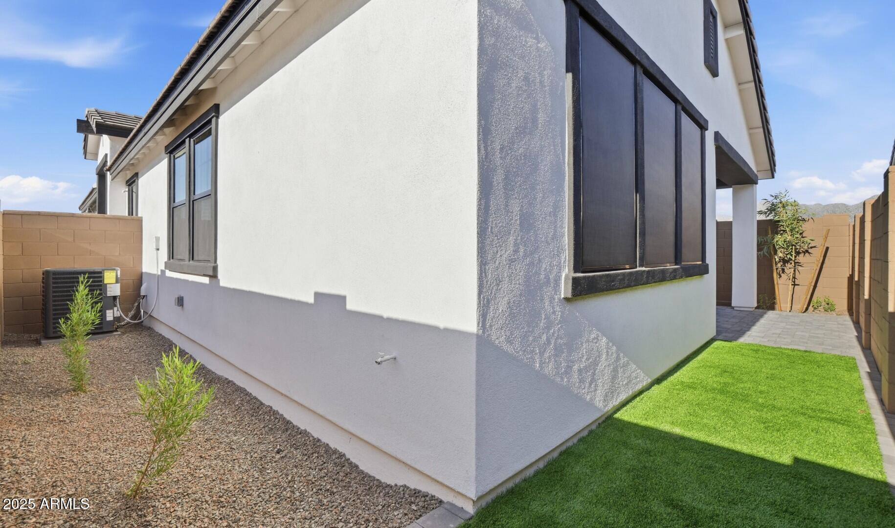 20344 W Clayton Drive