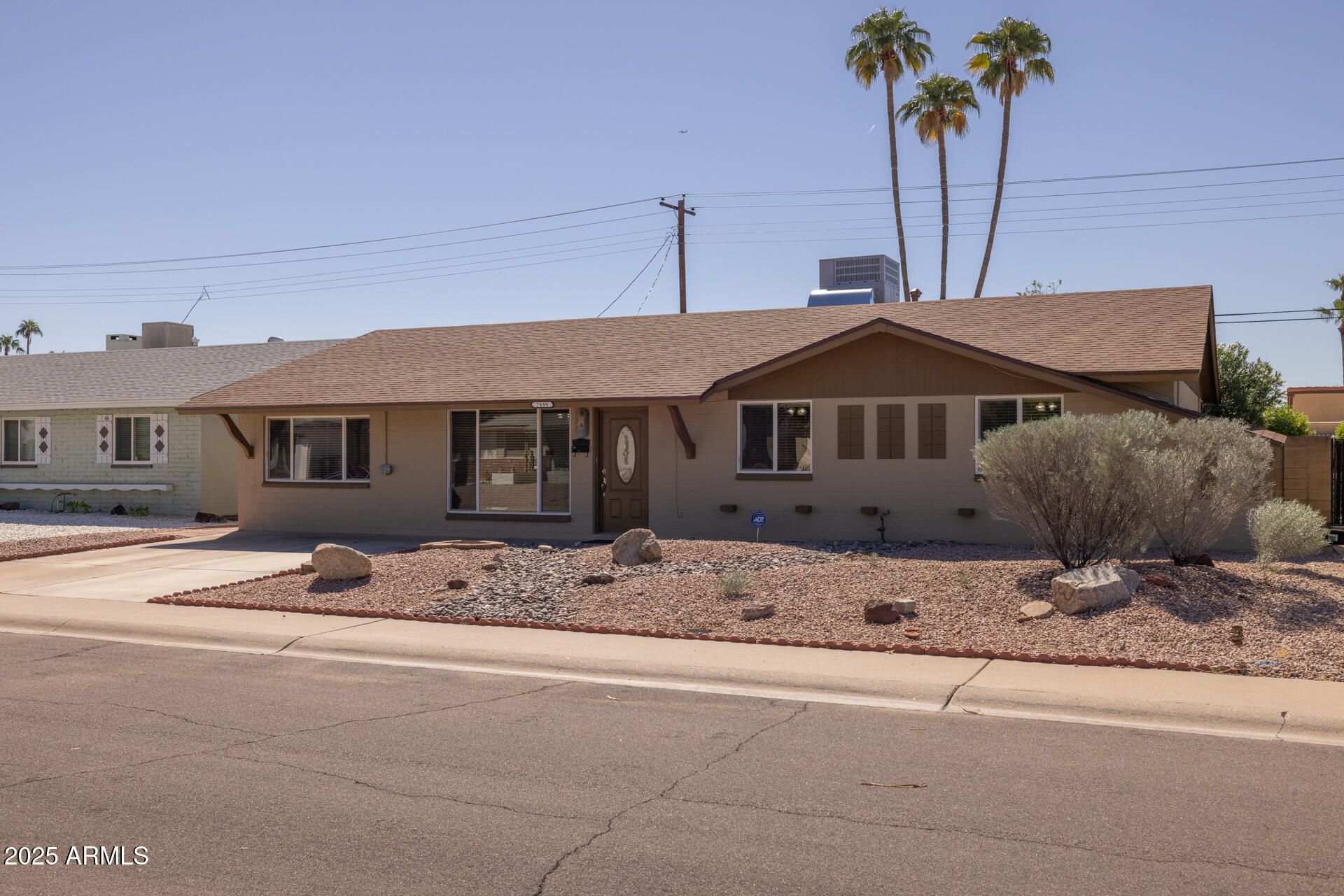 7839 E PALM Lane