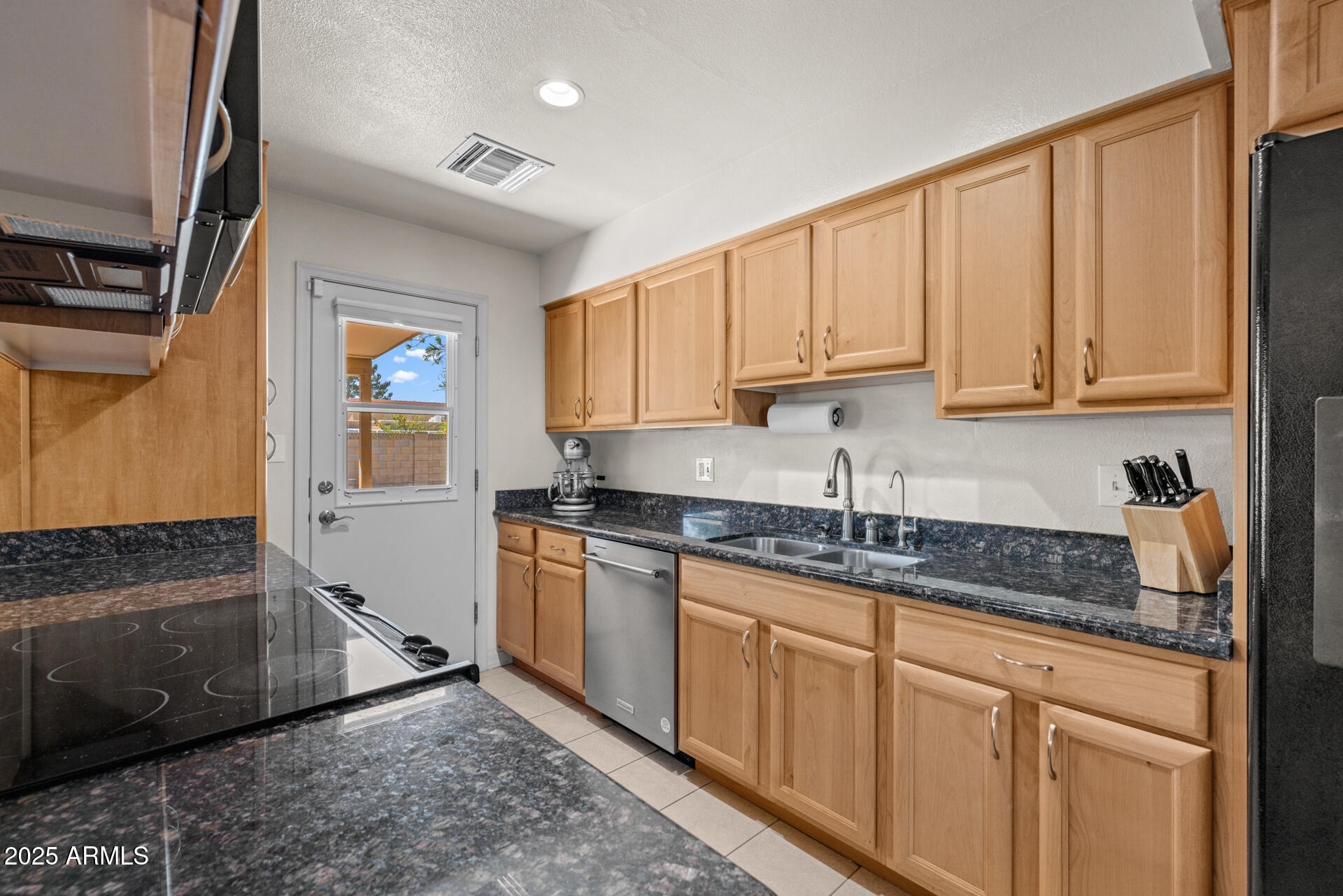 7839 E PALM Lane