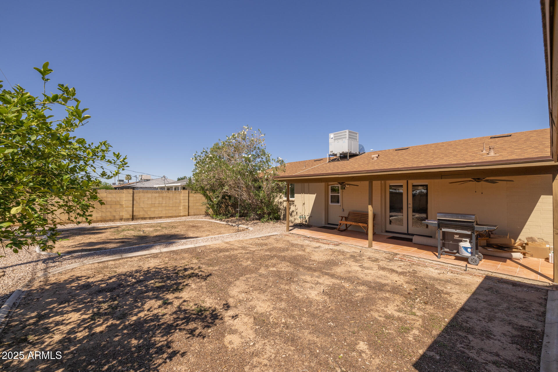7839 E PALM Lane