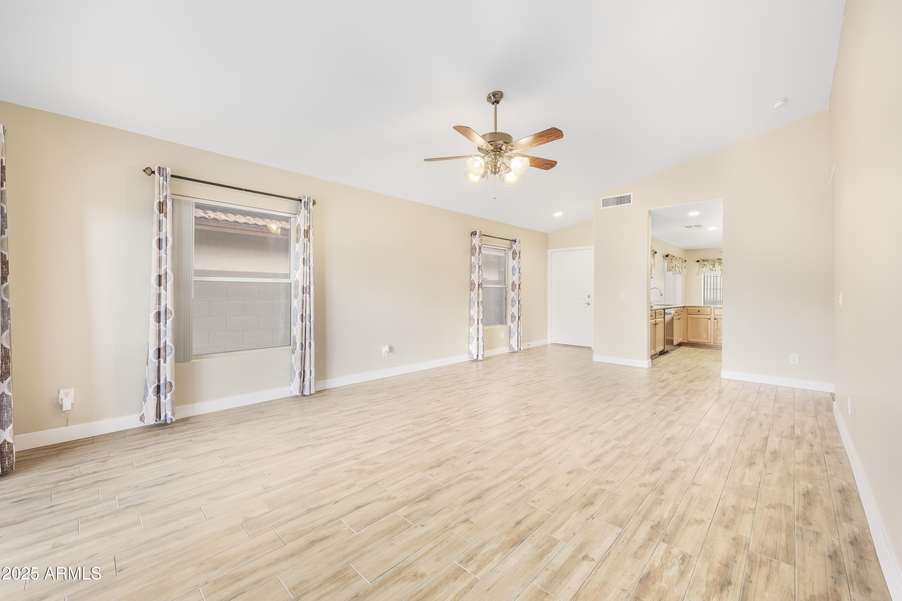 16154 W COTTONWOOD Street, Surprise