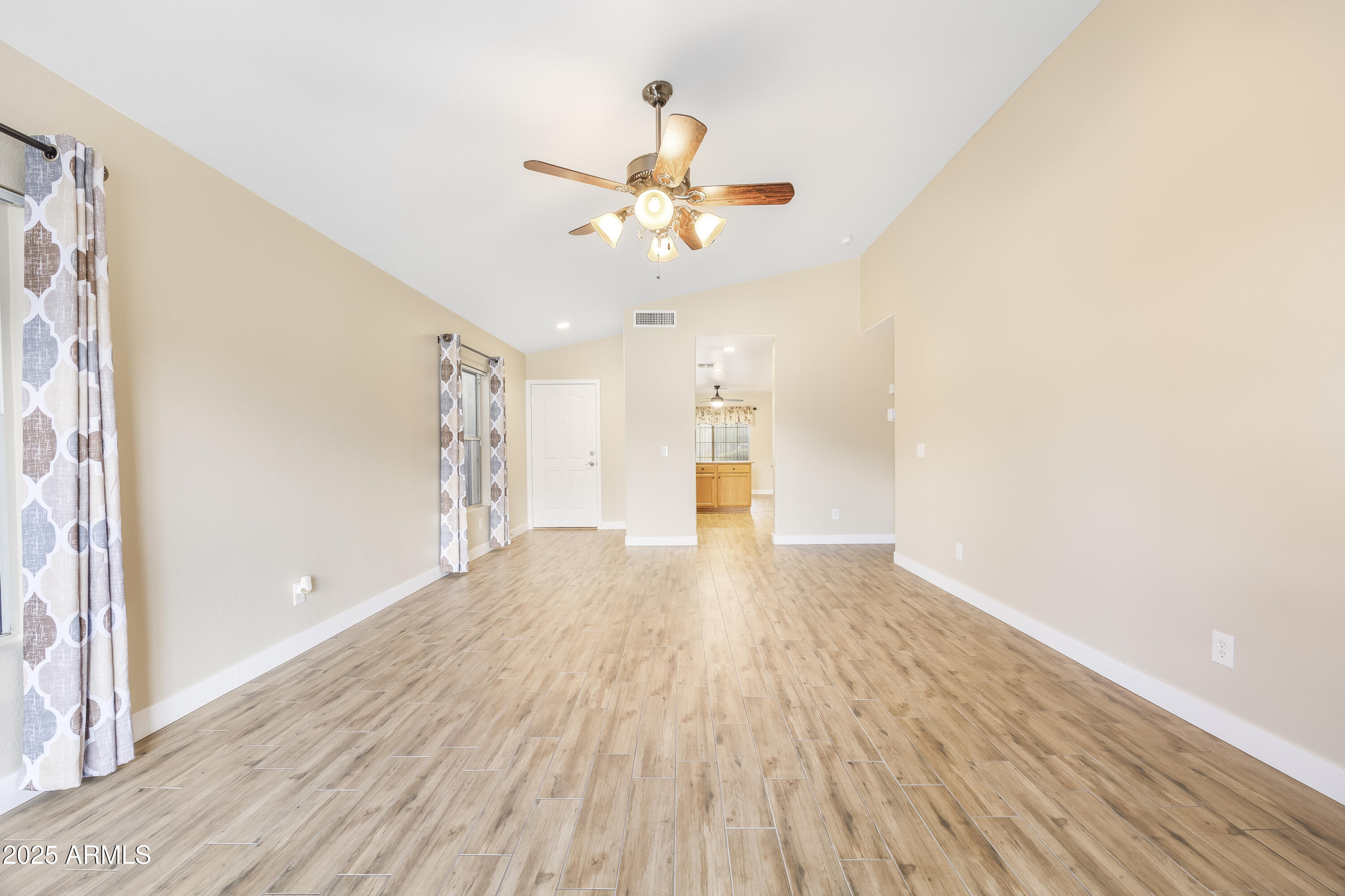 16154 W COTTONWOOD Street, Surprise